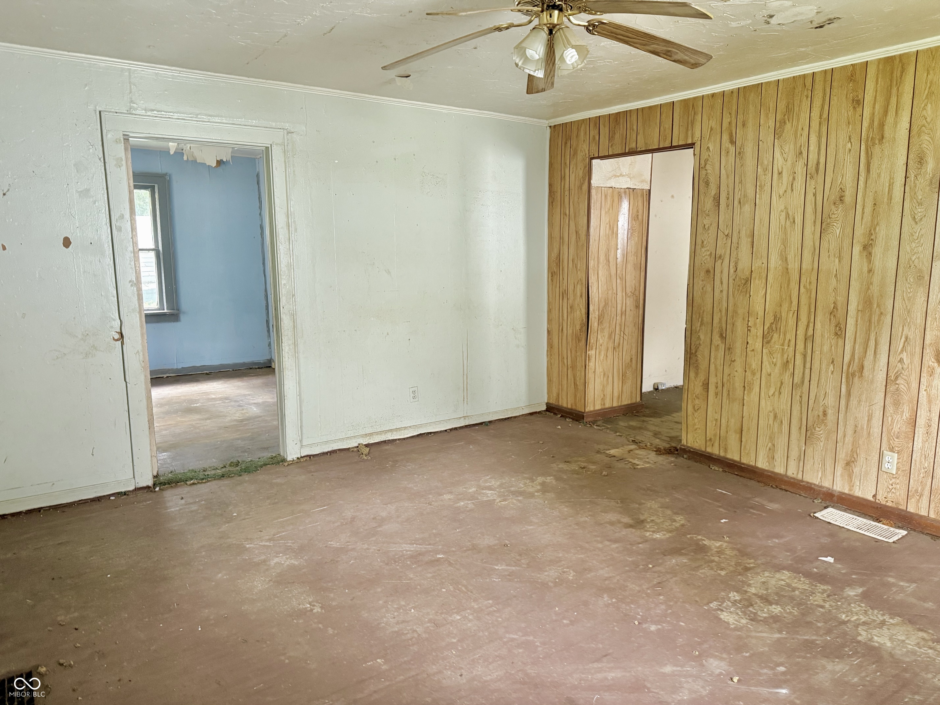 8 Dixie Drive, Anderson, IN, 46016 photo 5 of 41