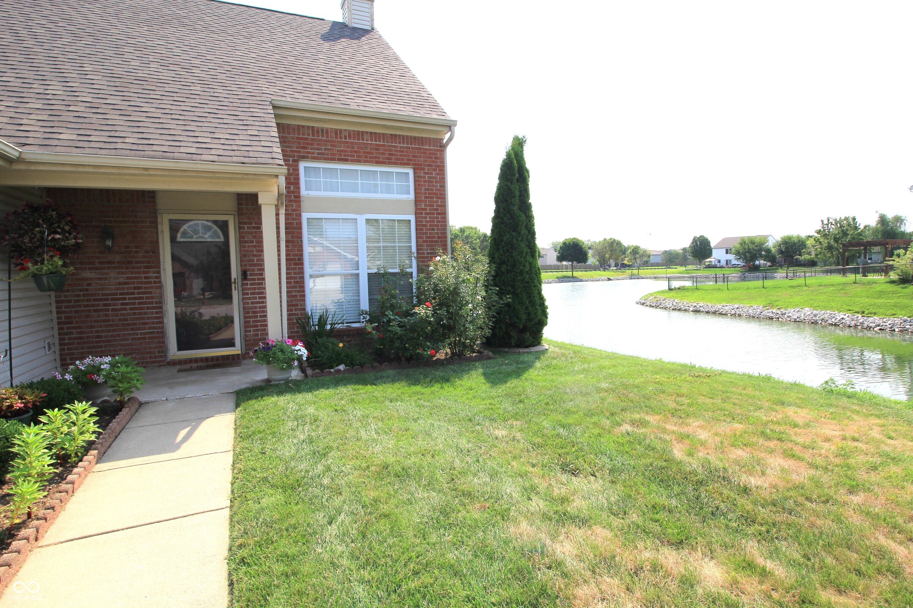 2399 Longleaf Drive, Greenwood, IN, 46143 photo 5 of 42