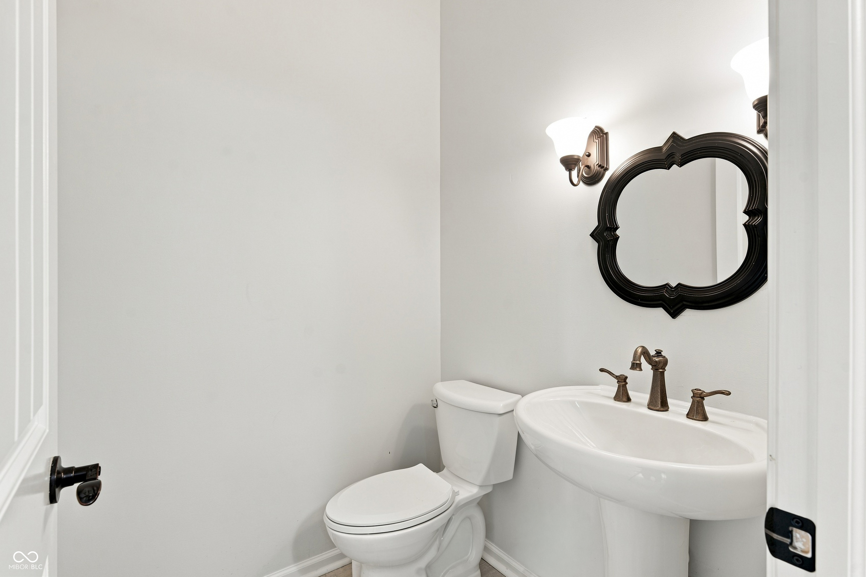 12051 Sanctuary Boulevard, Zionsville, IN, 46077 photo 5 of 36