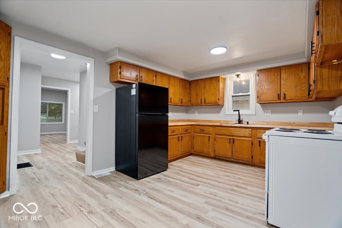 1917 Cedar Street, Anderson, IN, 46016 photo 5 of 31