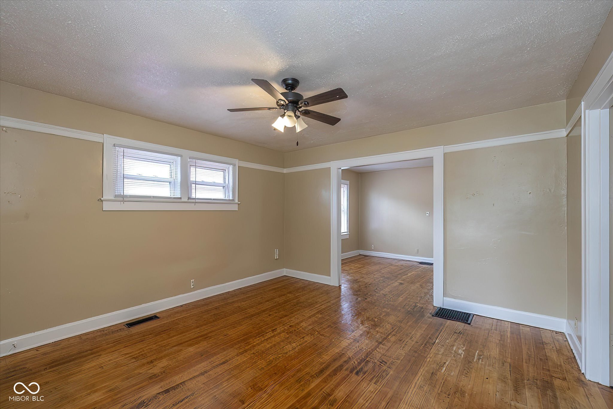726 N Exeter Avenue N, Indianapolis, IN, 46222 photo 5 of 31