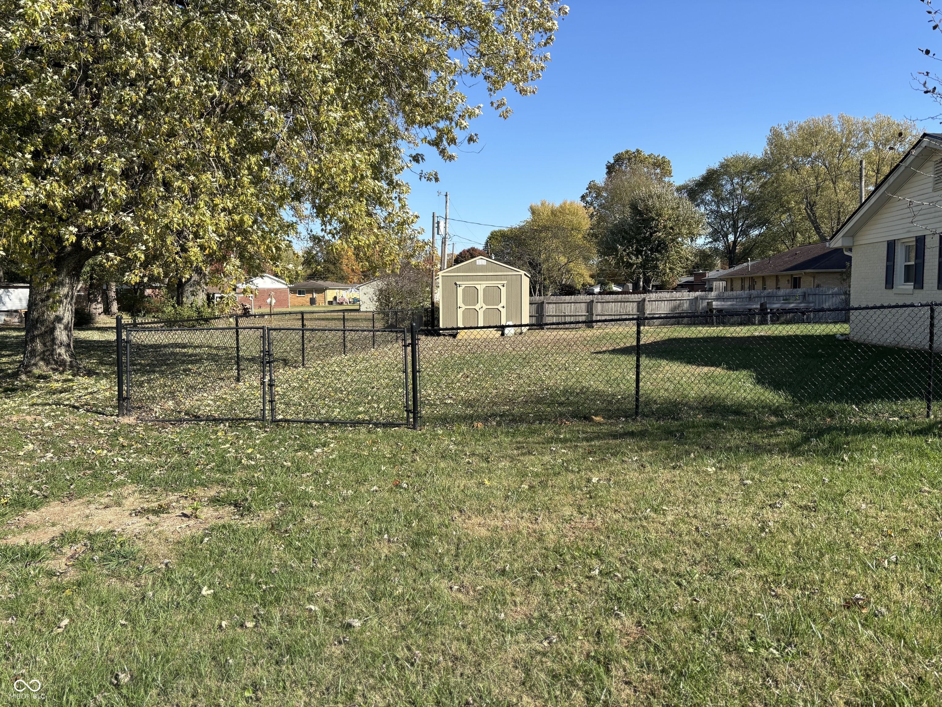 7261 S 250 E, Columbus, IN, 47201 photo 5 of 42