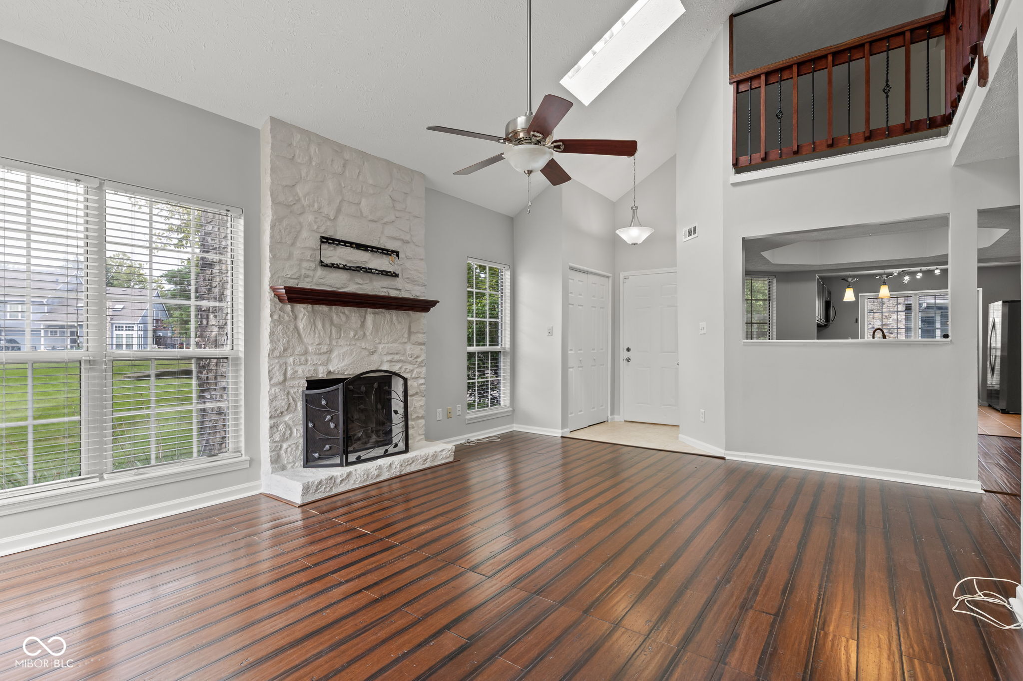 6407 Bayside South Drive, Indianapolis, IN, 46250 photo 5 of 37