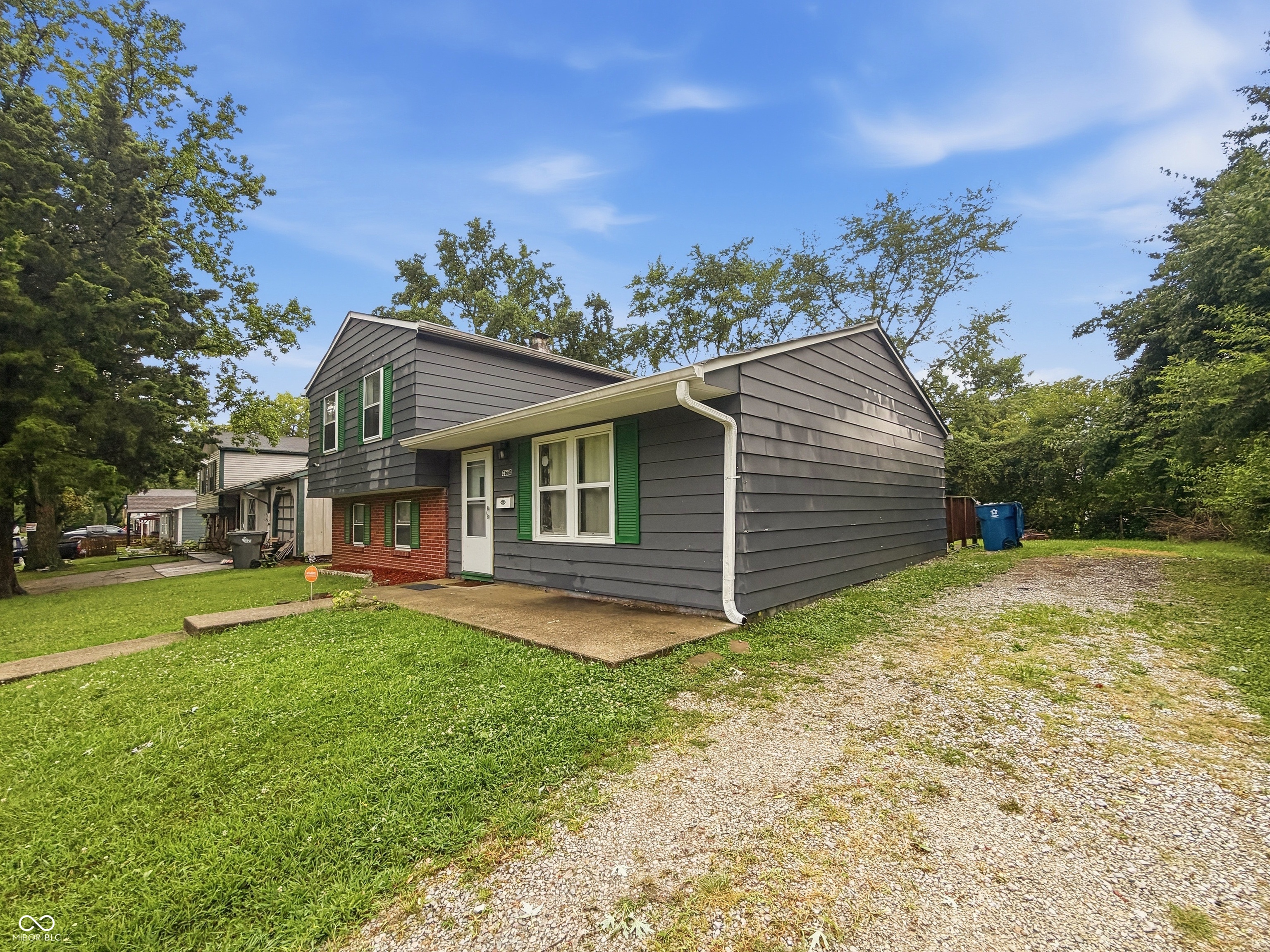 3660 Alsace Drive, Indianapolis, IN, 46226 photo 5 of 43