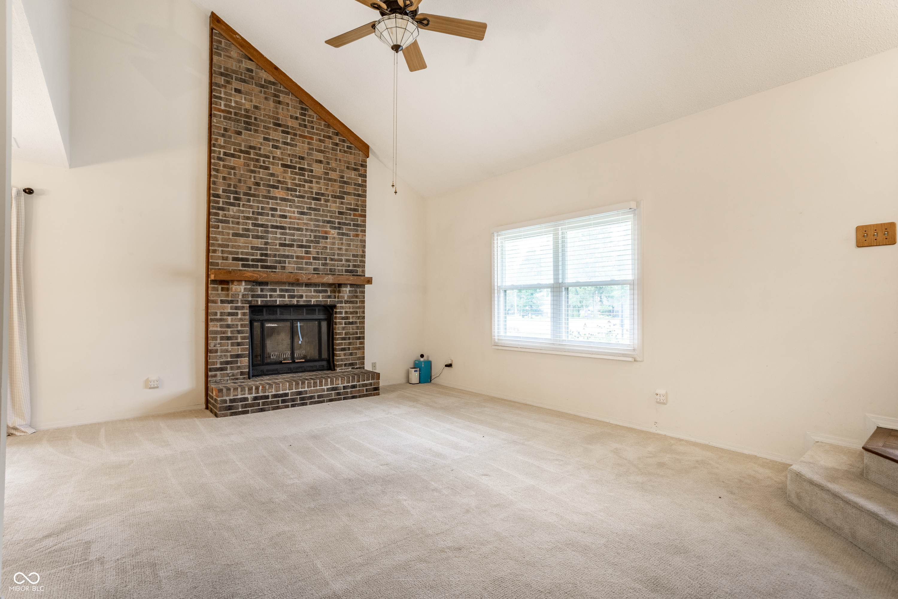 9103 Cinnebar Drive, Indianapolis, IN, 46268 photo 5 of 24