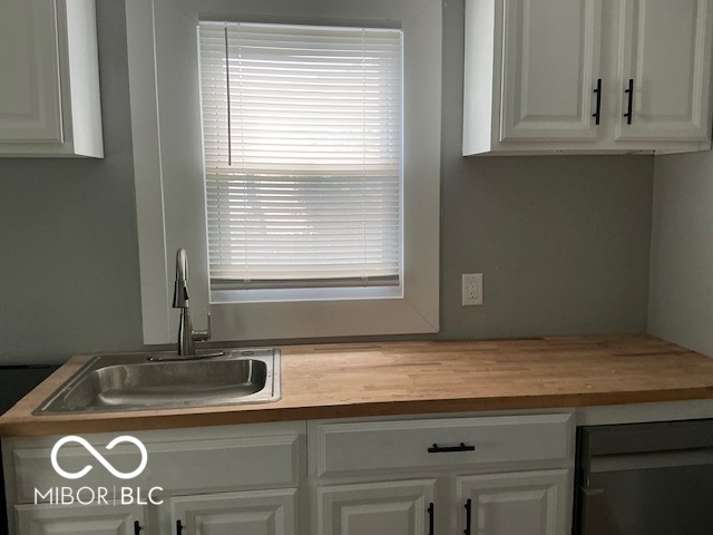 3906 Hoyt Avenue, Indianapolis, IN, 46203 photo 5 of 22