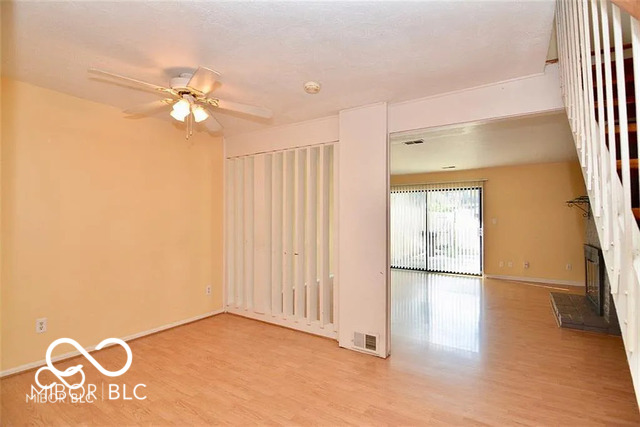 7445 Countrybrook Drive, Indianapolis, IN, 46260 photo 5 of 14