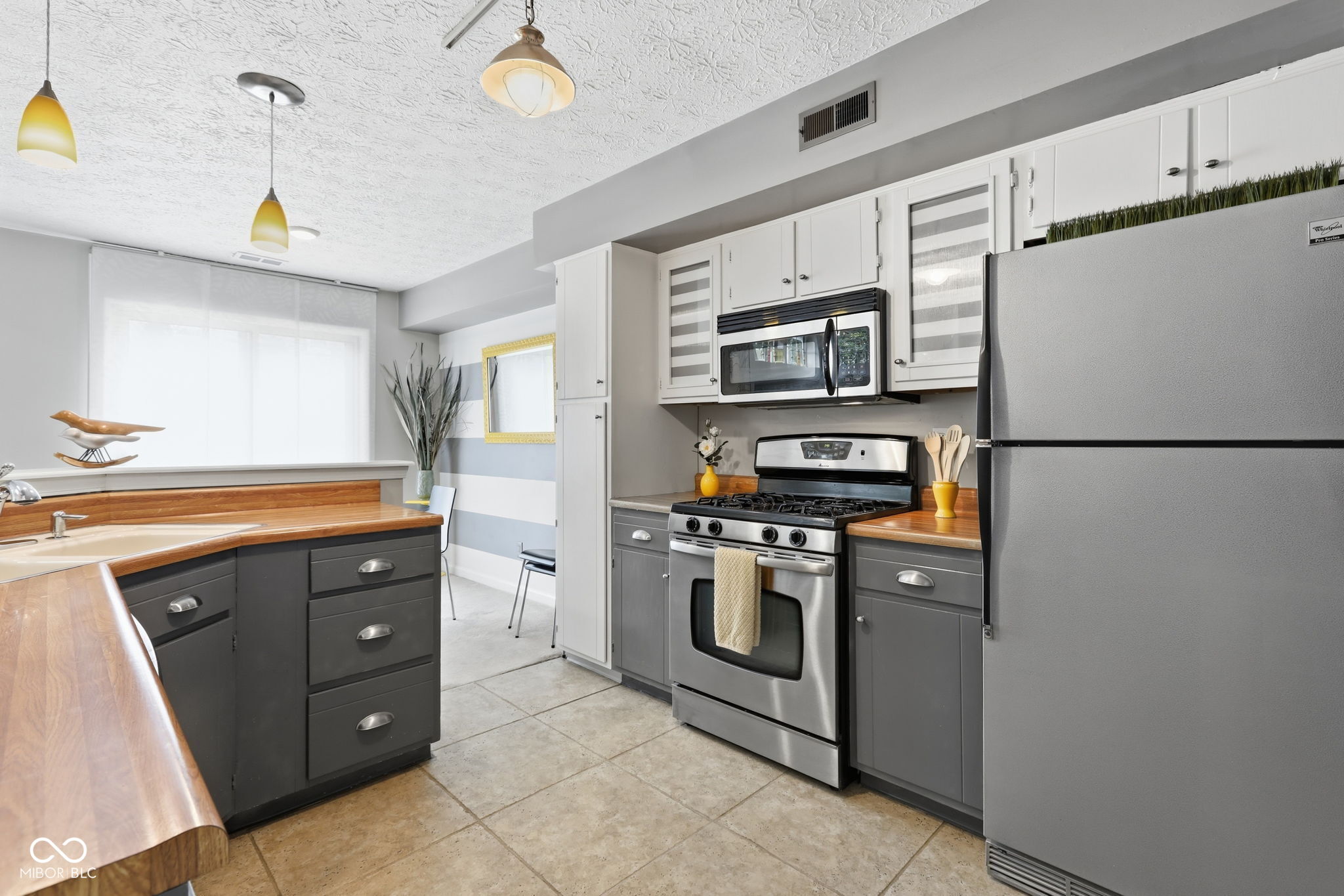 6477 Bayside South Drive, Indianapolis, IN, 46250 photo 5 of 55