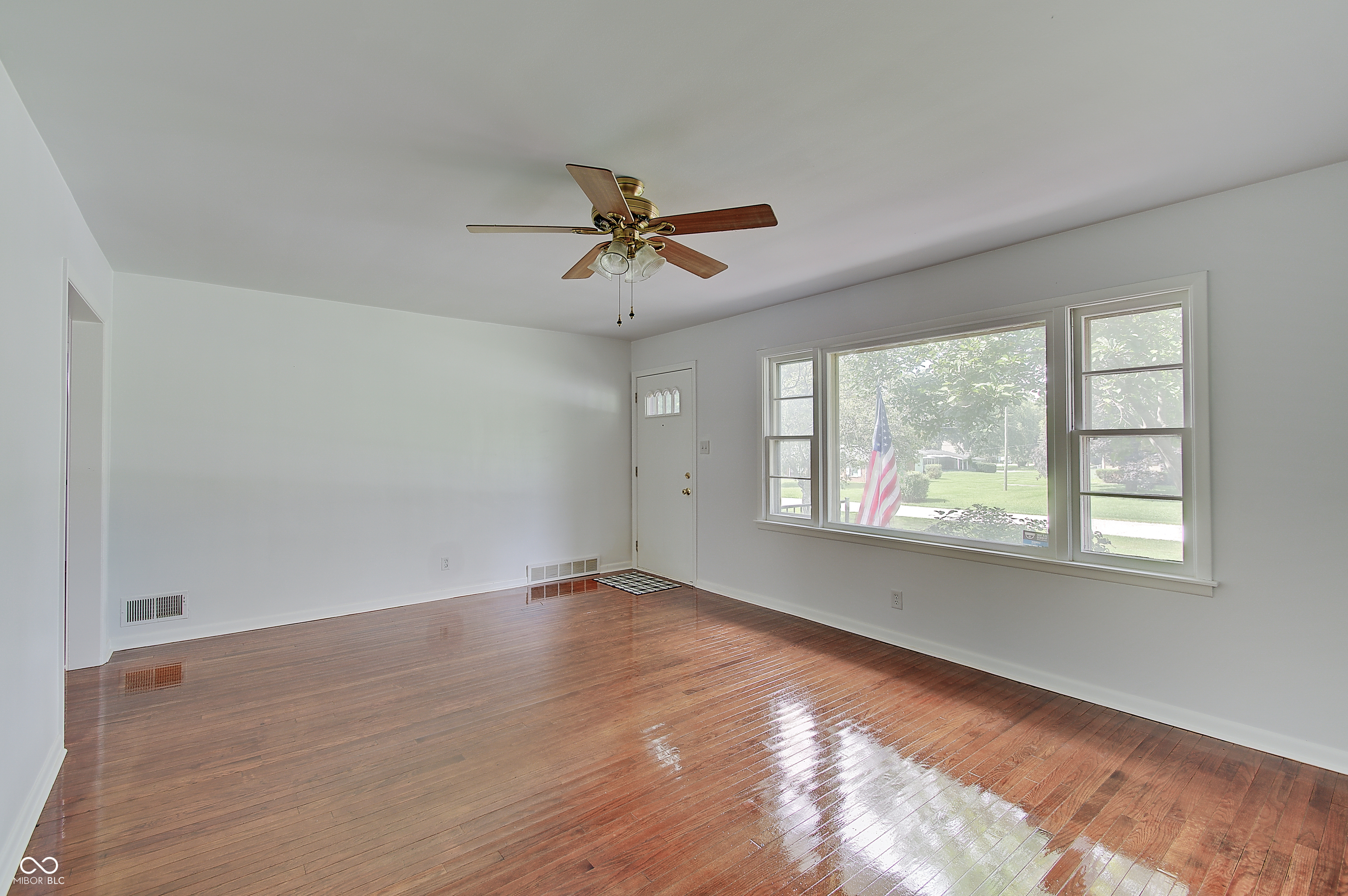 47 Dixie Drive, Indianapolis, IN, 46227 photo 5 of 51