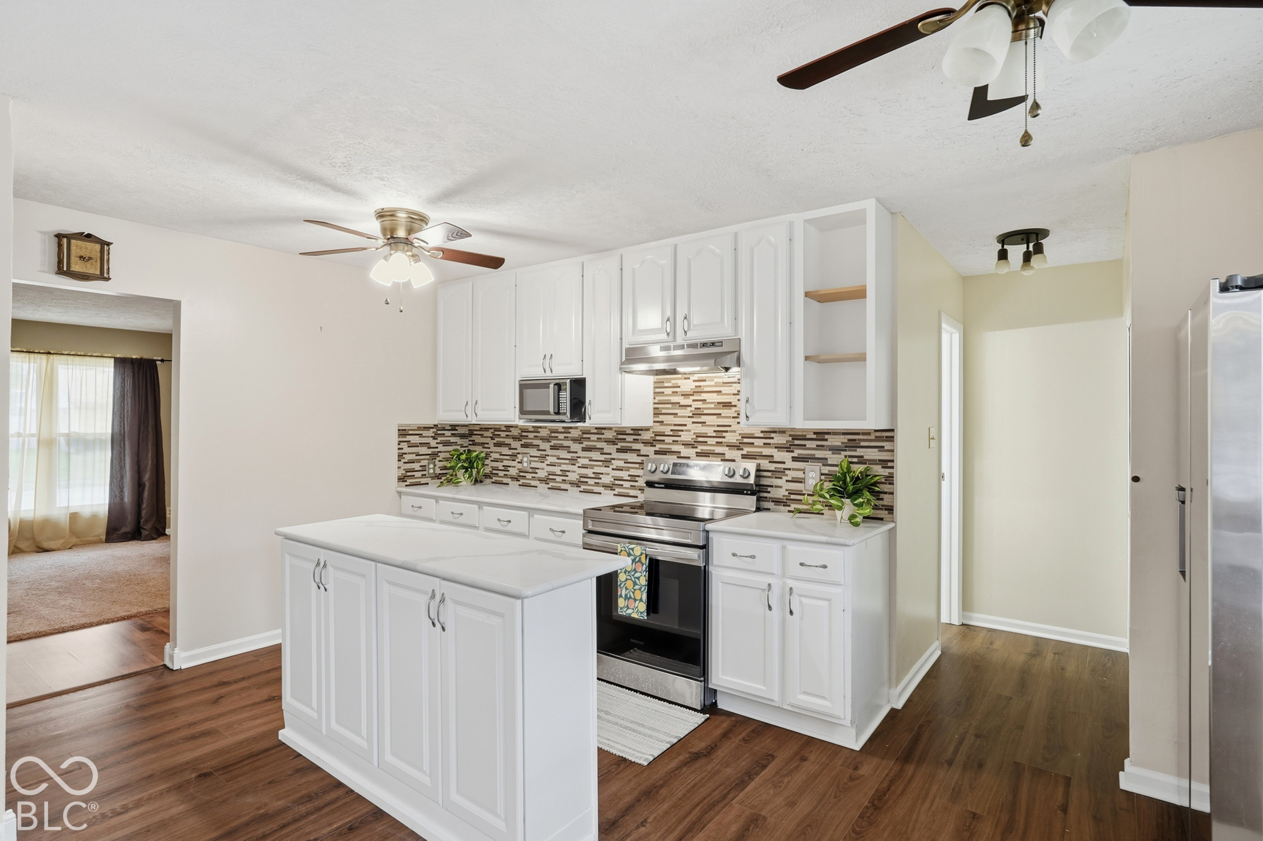 3632 Luewan Drive, Indianapolis, IN, 46235 photo 5 of 24