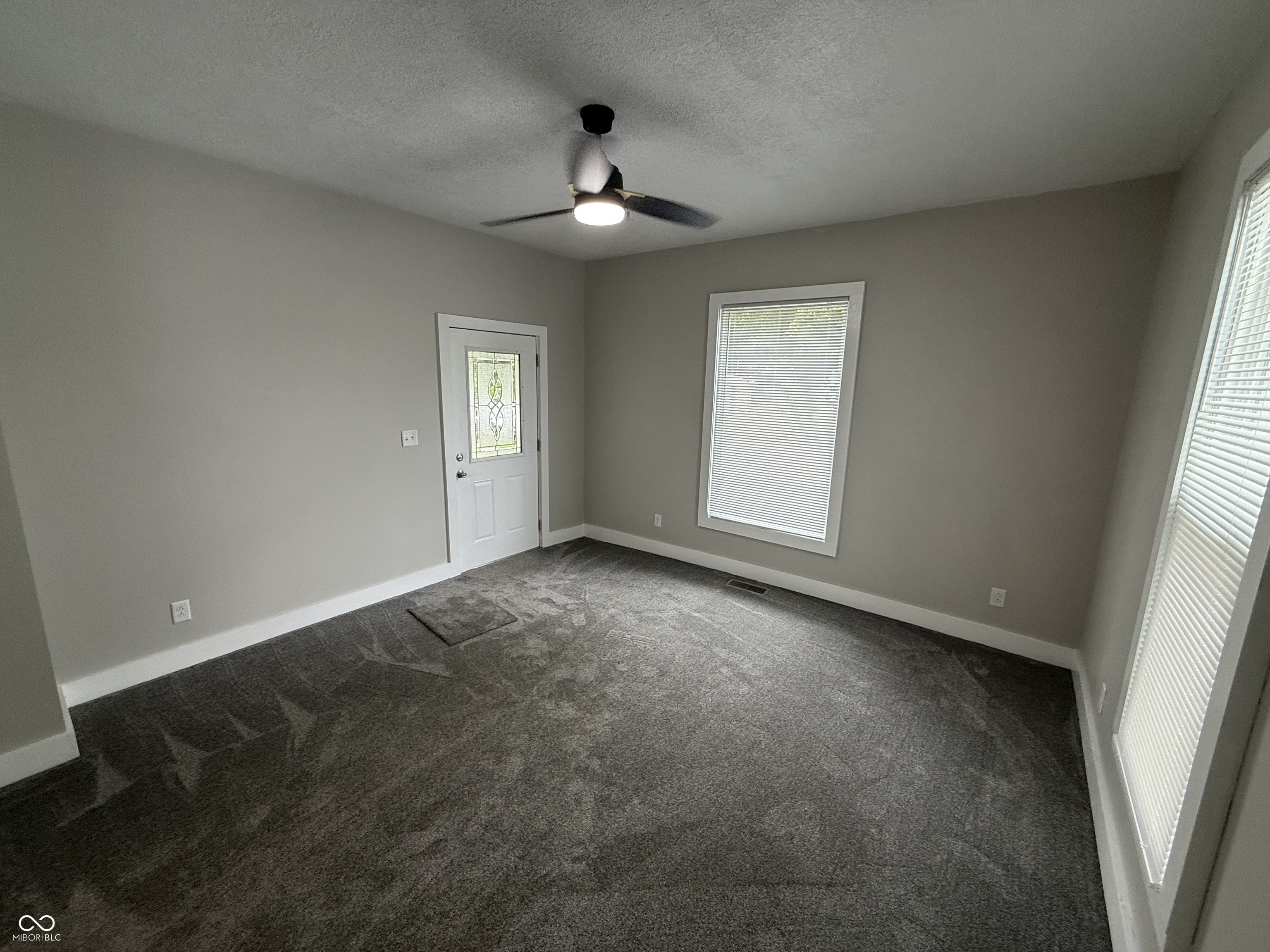 613 S 15th Street, Terre Haute, IN, 47807 photo 5 of 22