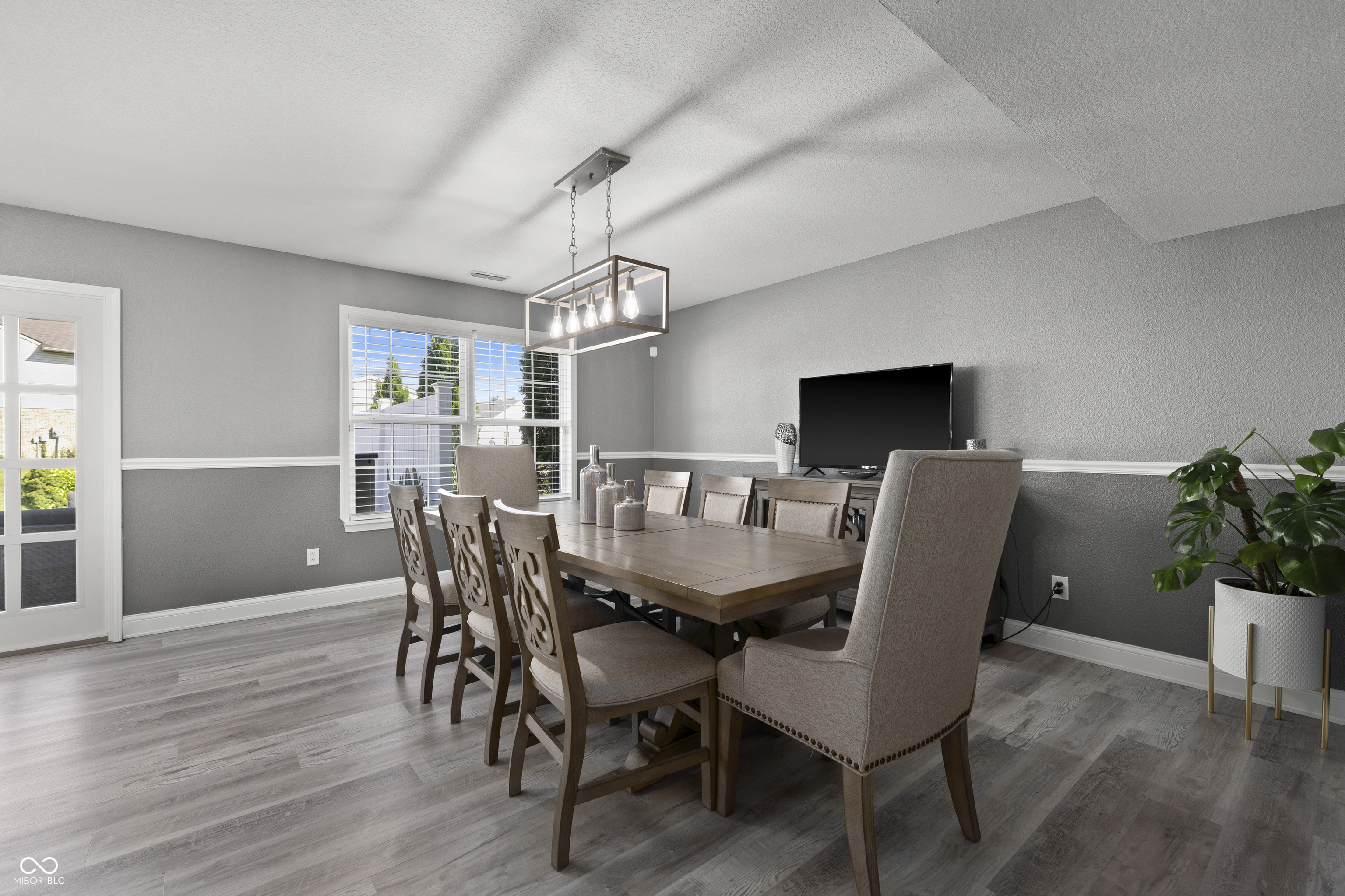 9736 Piper Lake Drive, Indianapolis, IN, 46239 photo 5 of 29