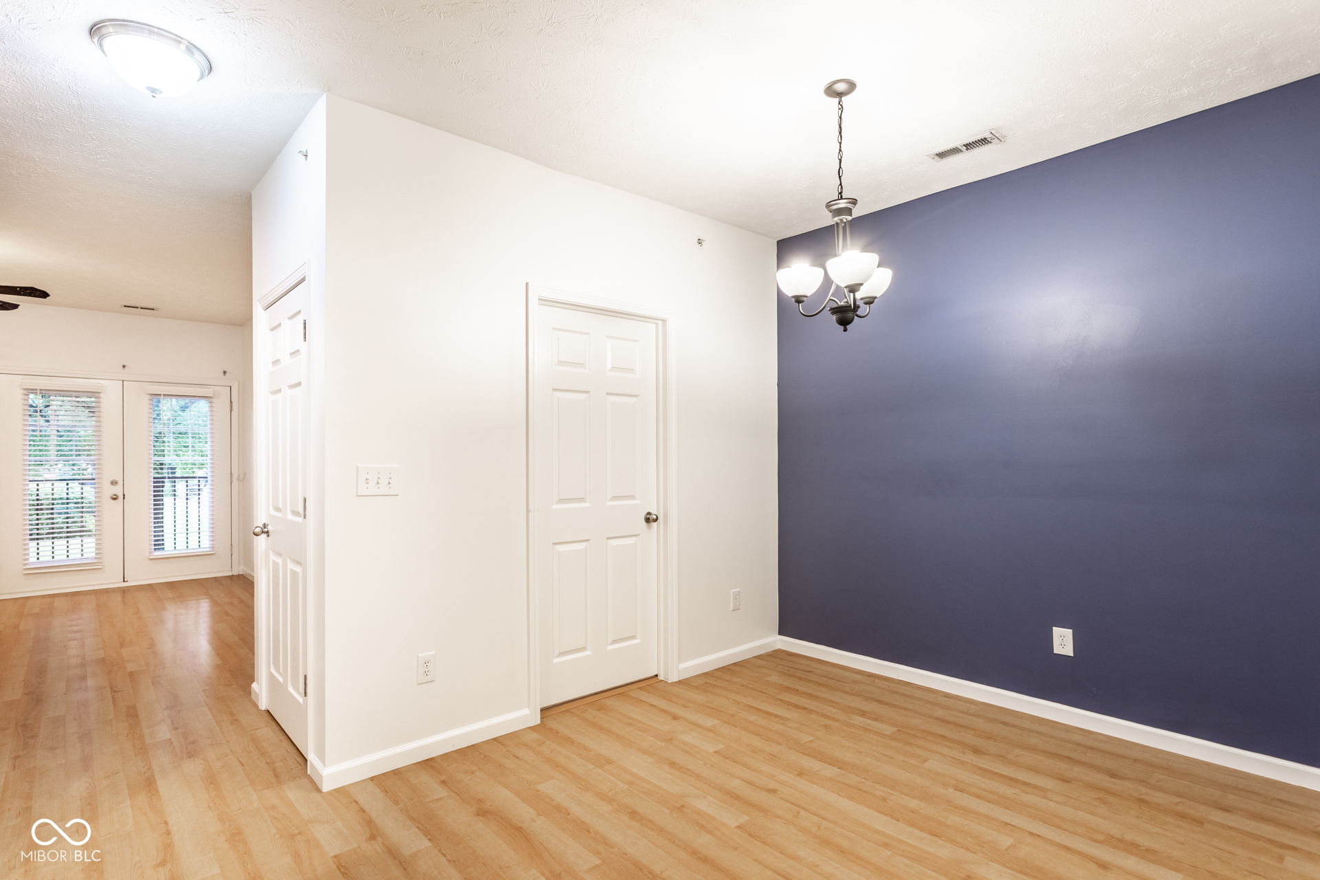 1109 Reserve Way, Indianapolis, IN, 46220 photo 5 of 21
