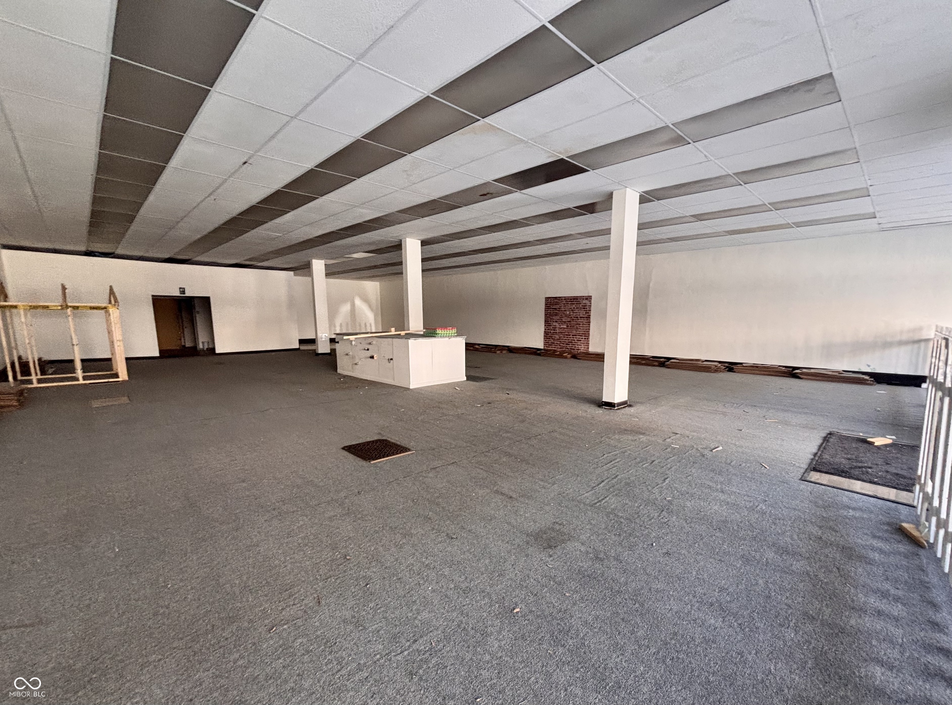 209 E Walnut Street, North Vernon, IN, 47265 photo 5 of 8