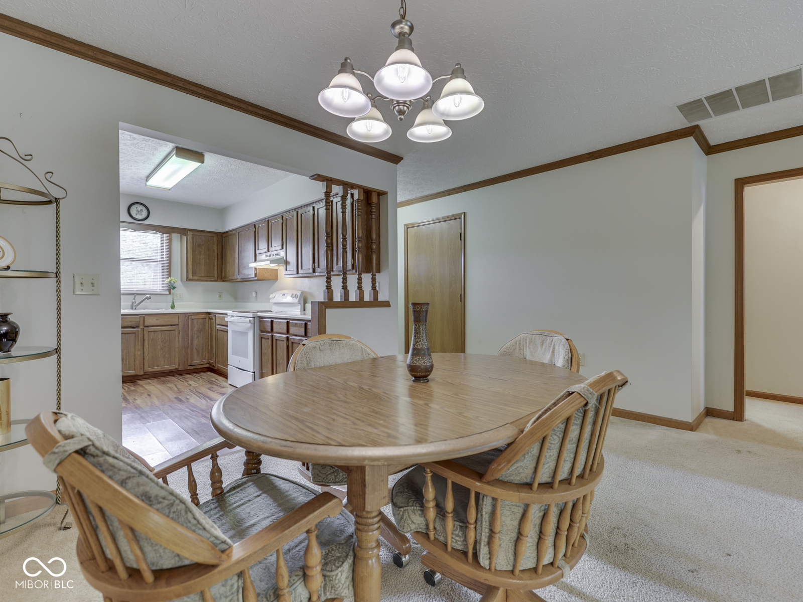 6407 Friendship Circle #15, Indianapolis, IN, 46268 photo 5 of 34