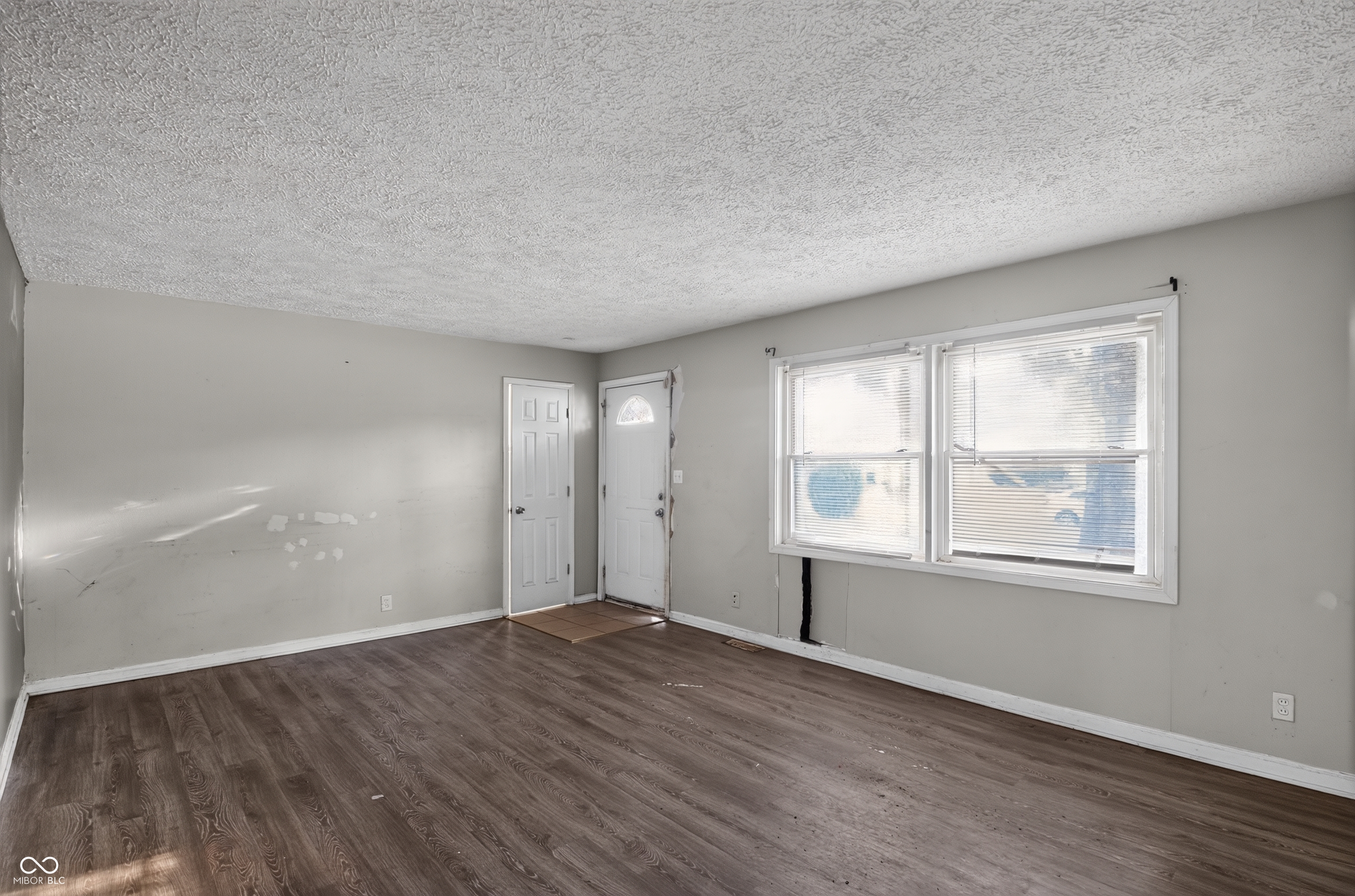 4439 N Campbell Avenue, Indianapolis, IN, 46226 photo 5 of 24