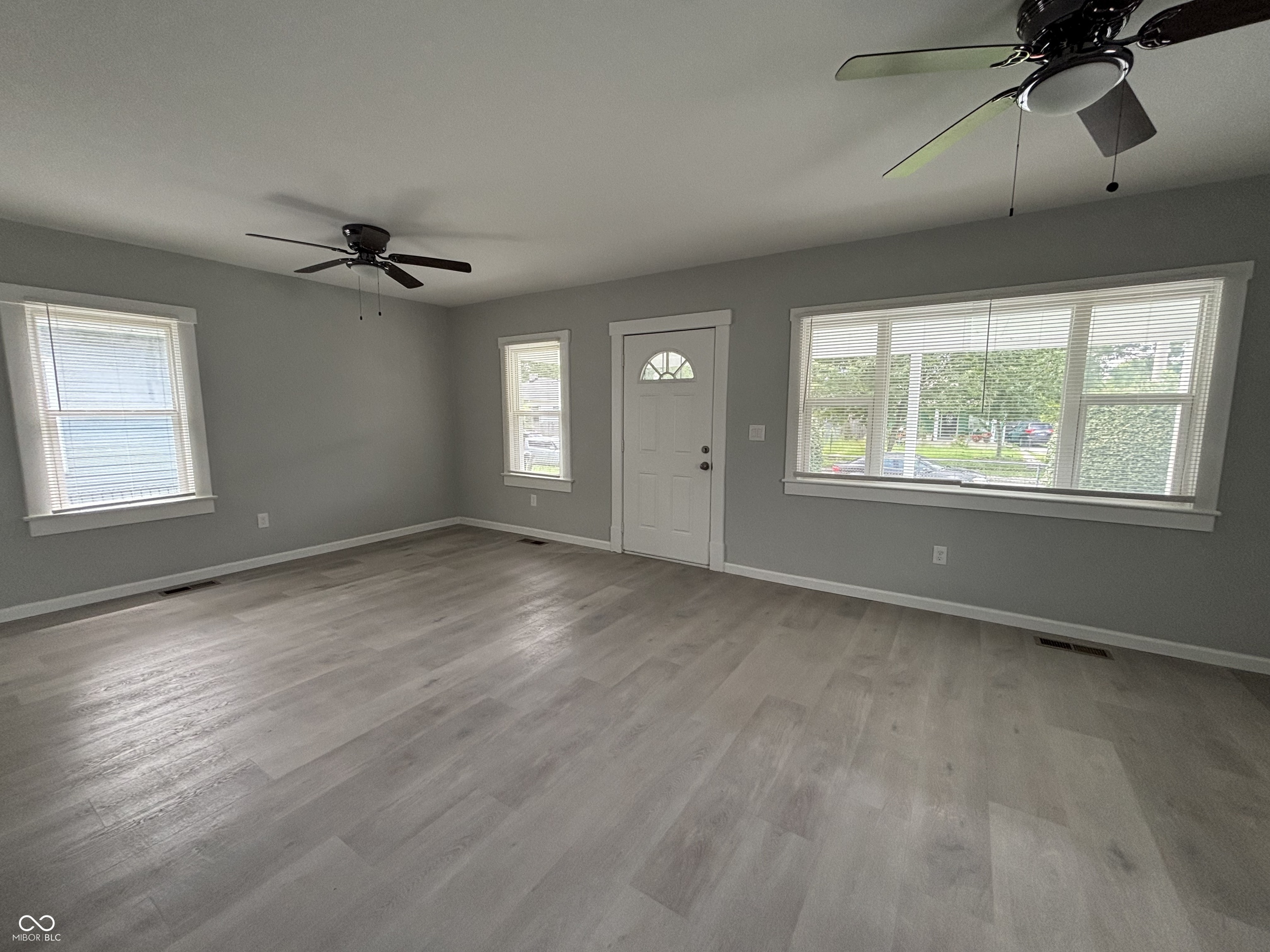 2037 Houston Street, Indianapolis, IN, 46218 photo 5 of 23