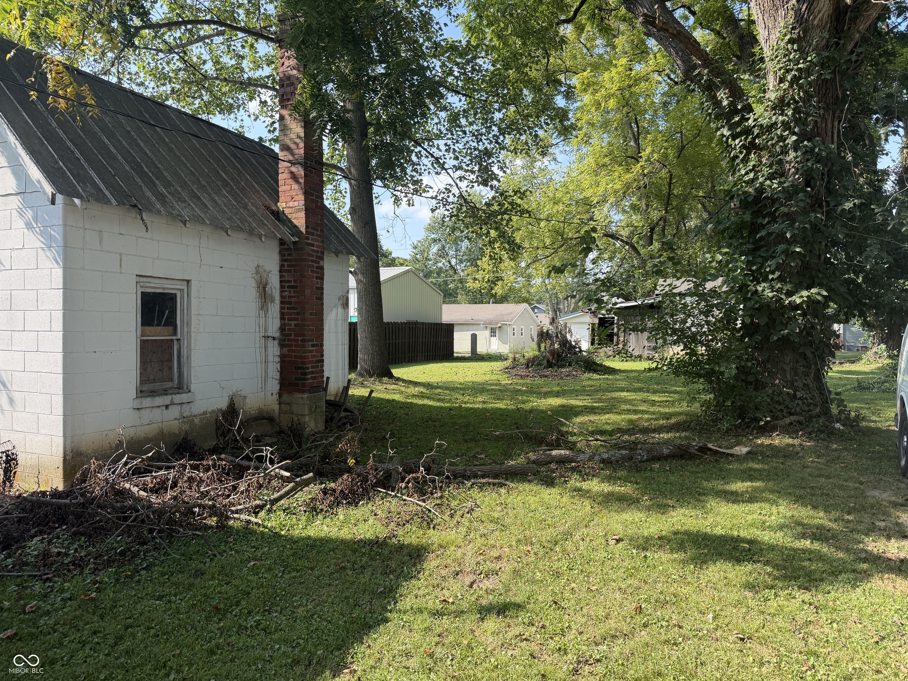 805 27th Street, Bedford, IN, 47421 photo 5 of 8