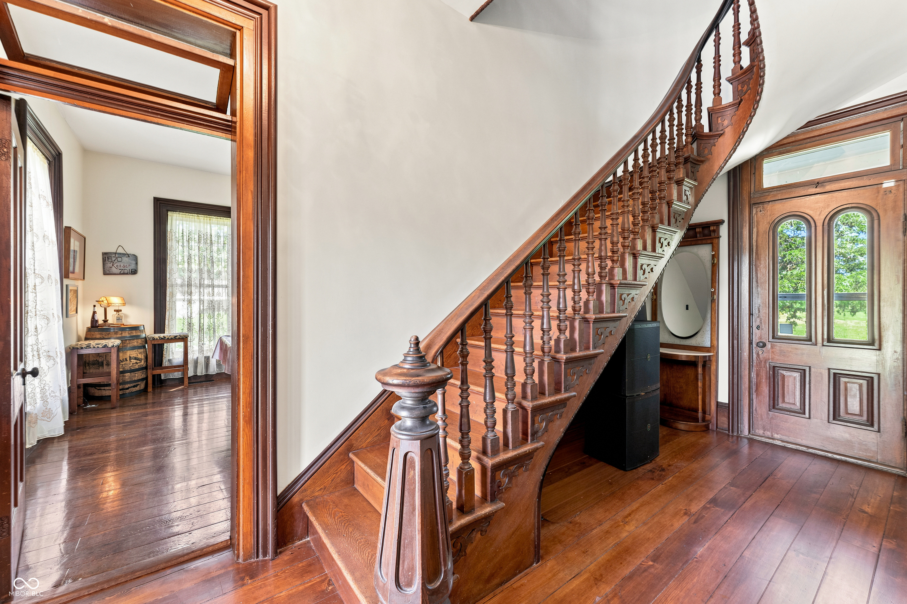 6443 S Jonesville Road, Columbus, IN, 47201 photo 5 of 124