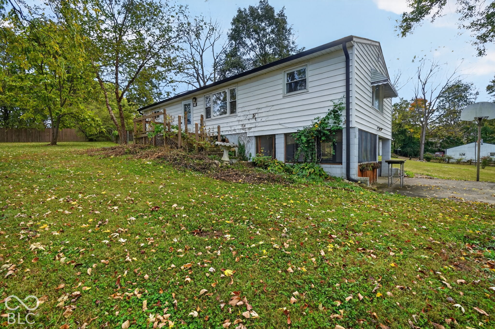 130 E Pendleton, Ingalls, IN, 46048 photo 5 of 31