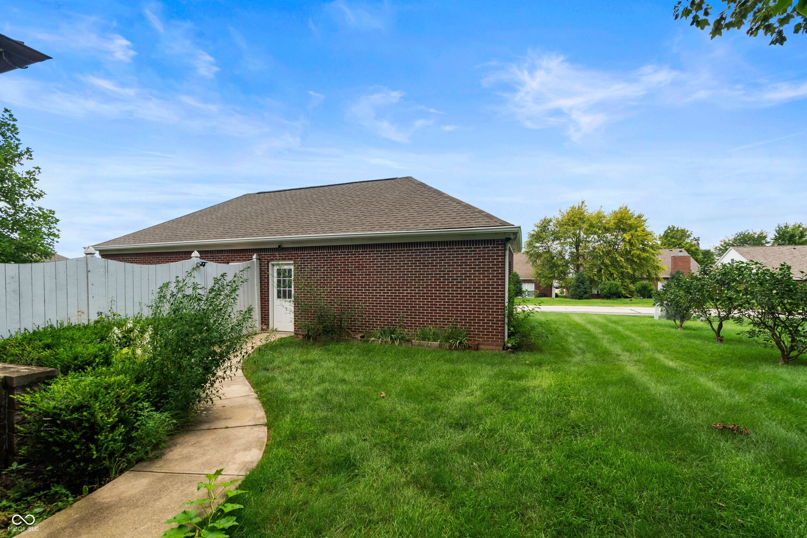 8526 E 56th Street, Indianapolis, IN, 46216 photo 5 of 23
