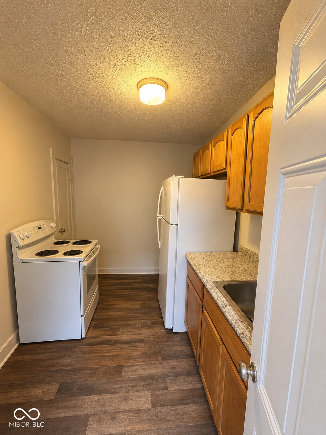 730 N Euclid Avenue, Indianapolis, IN, 46201 photo 5 of 17