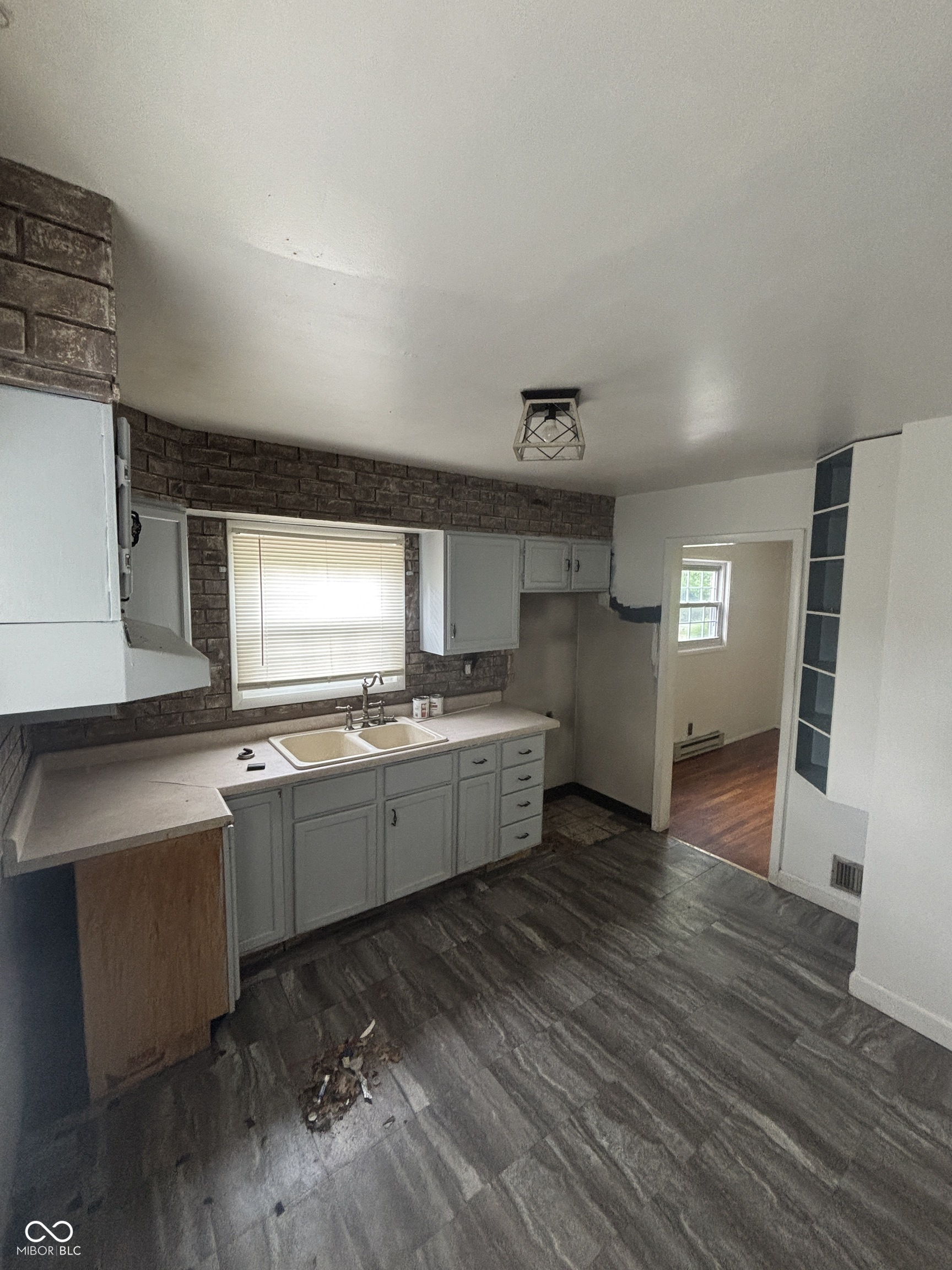3222 S Pennsylvania Street, Indianapolis, IN, 46227 photo 5 of 10