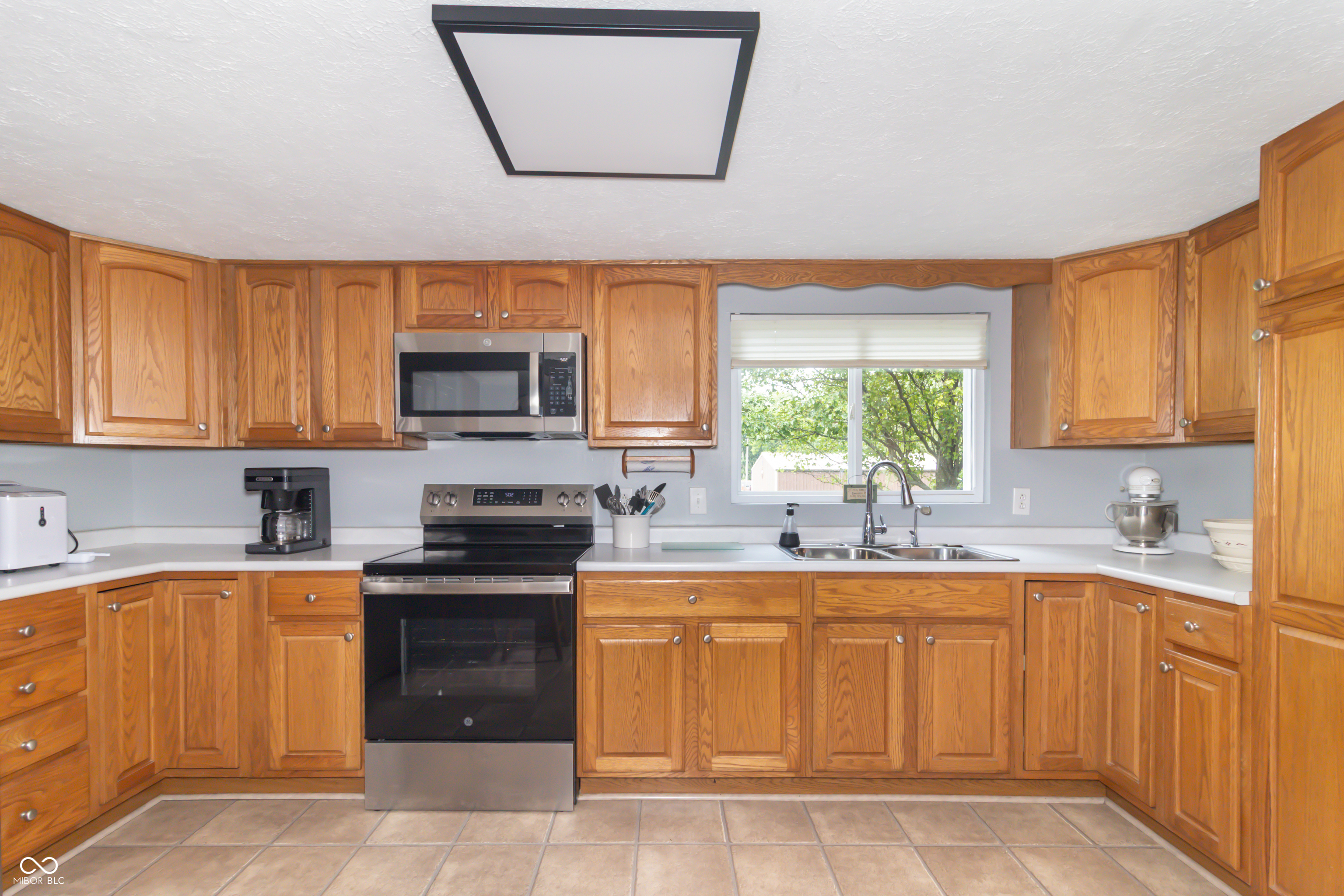 5761 S State Road 9, Fountaintown, IN, 46130 photo 5 of 46