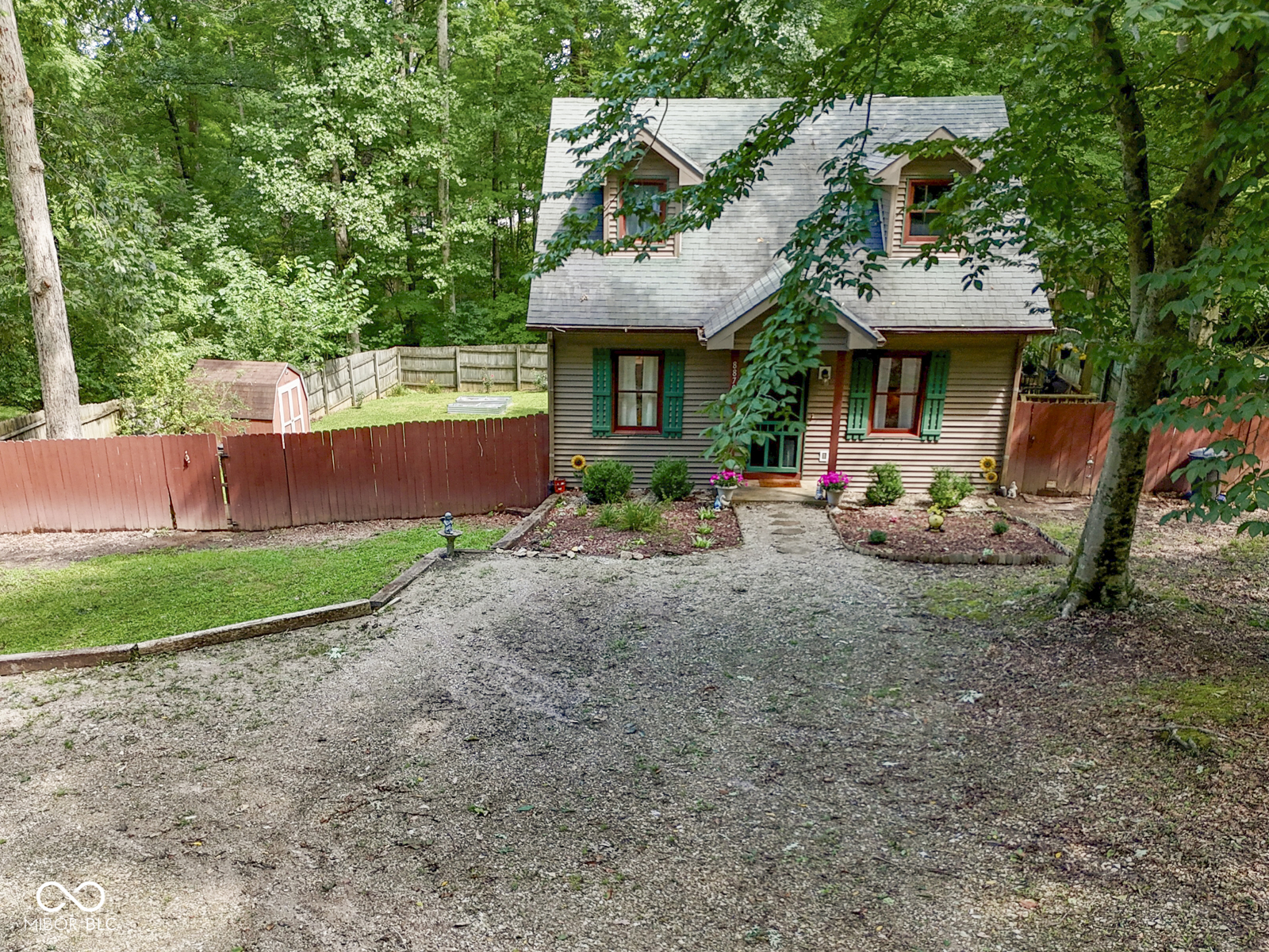8879 S Slevins Drive, Nineveh, IN, 46164 photo 5 of 52