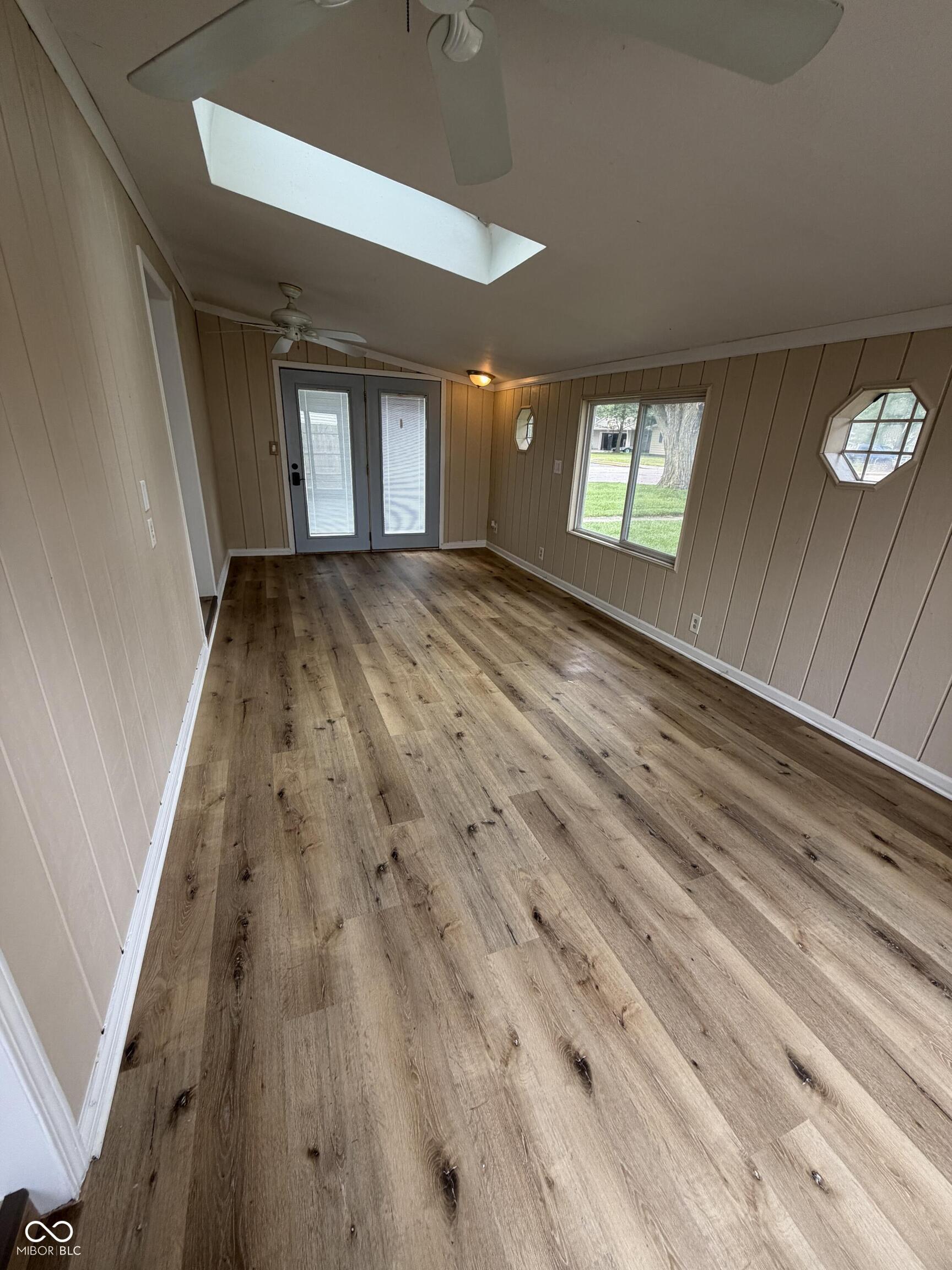 601 Broad Avenue, Nappanee, IN, 46550 photo 5 of 34