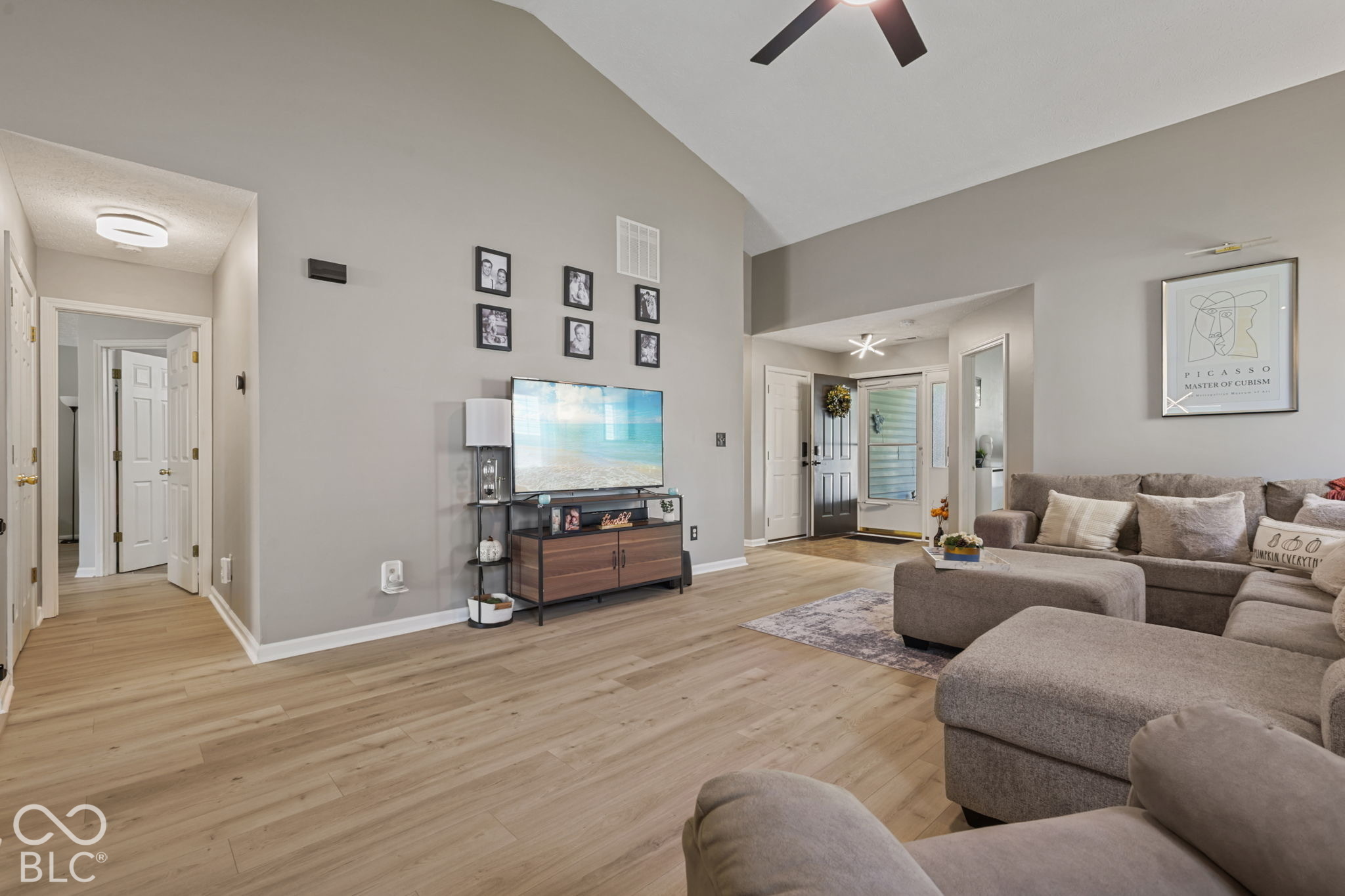 5701 Suffolk Drive, Plainfield, IN, 46168 photo 5 of 23