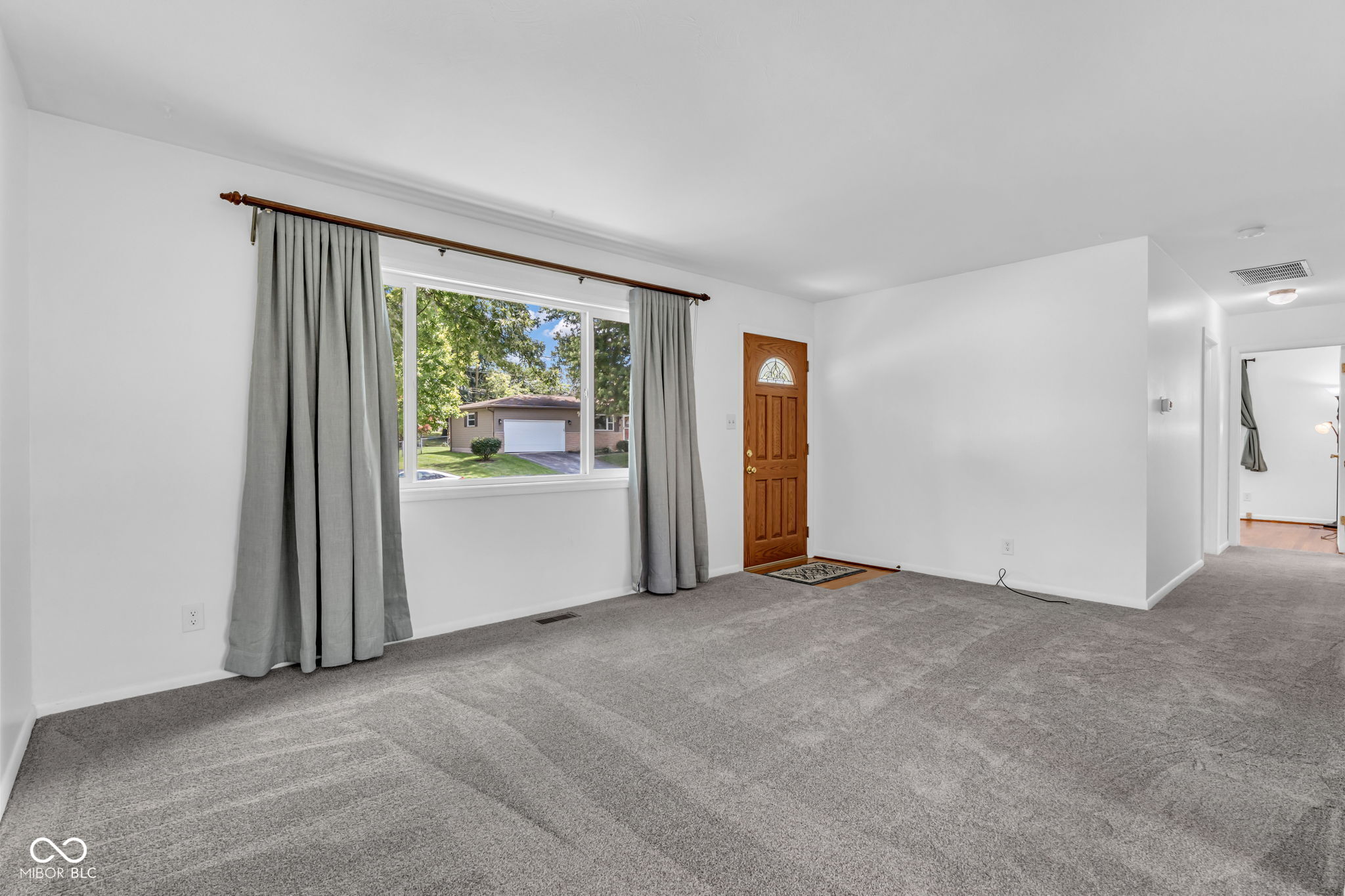 3230 Redwood Drive, Indianapolis, IN, 46227 photo 5 of 34