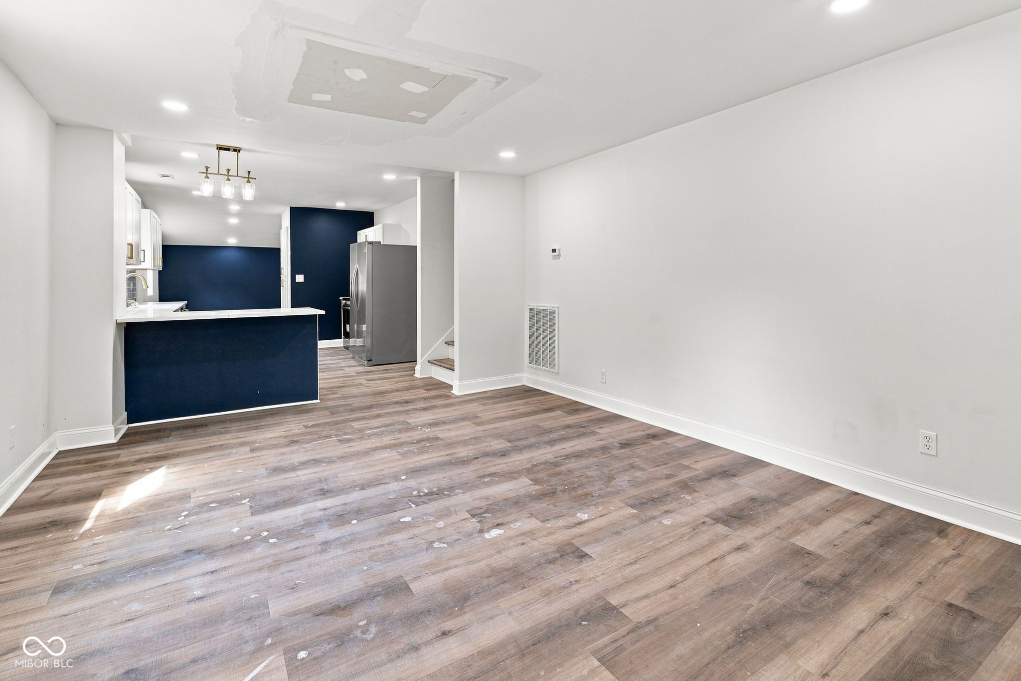 208 N Tacoma Avenue, Indianapolis, IN, 46201 photo 5 of 25