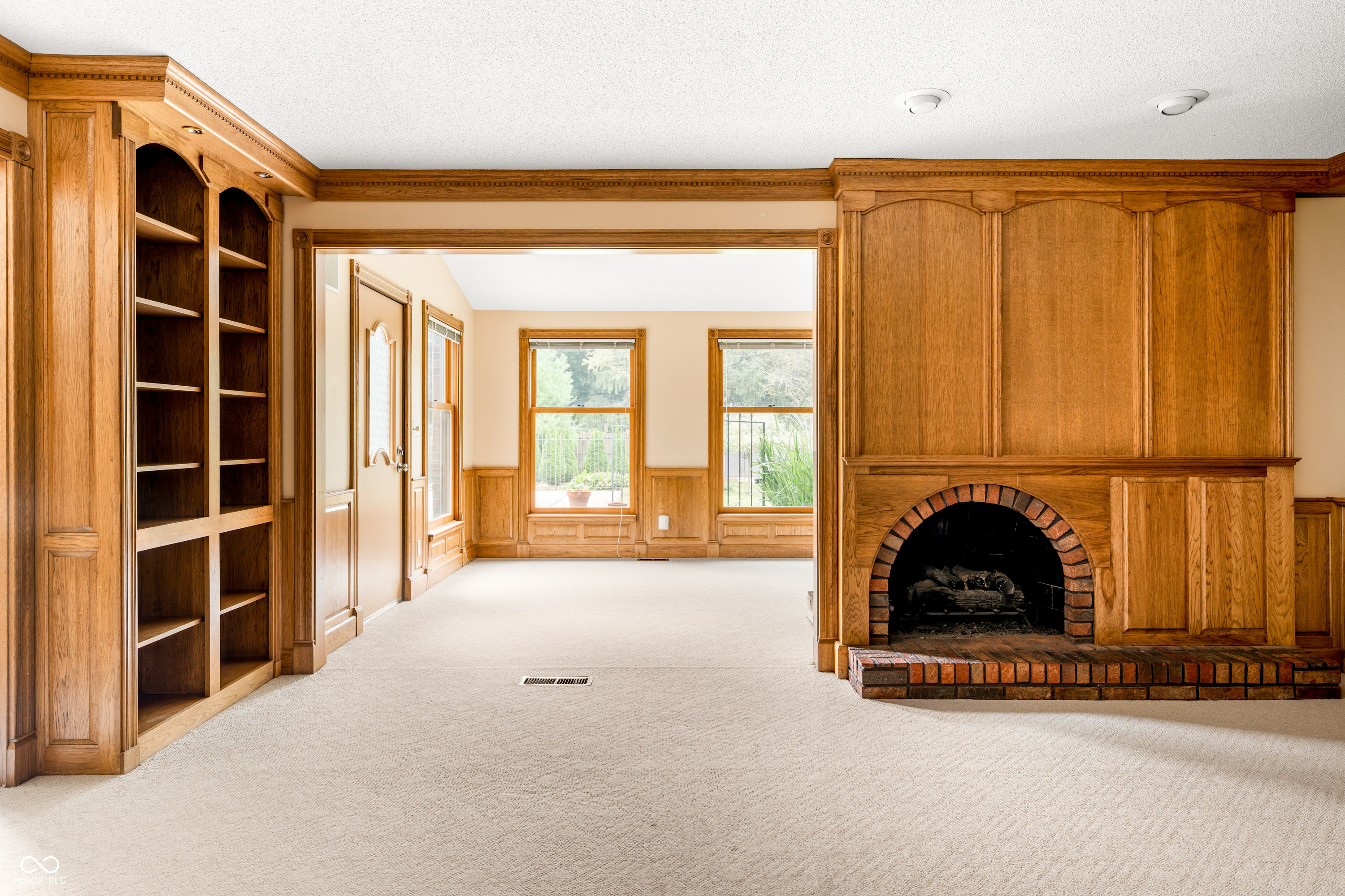 604 N Mesa Road, Muncie, IN, 47304 photo 5 of 50