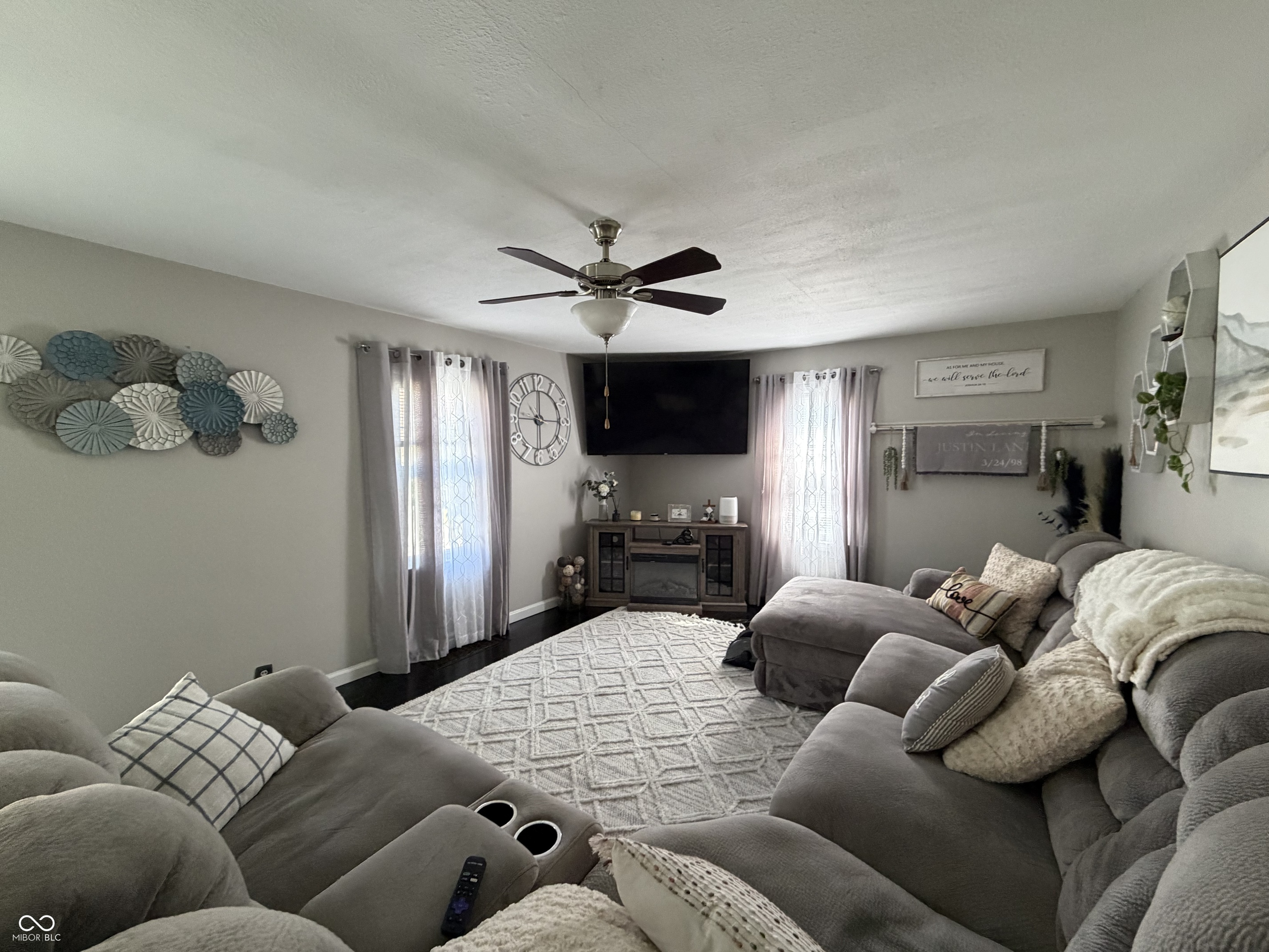 215 E 5th Street, Rushville, IN, 46173 photo 5 of 39