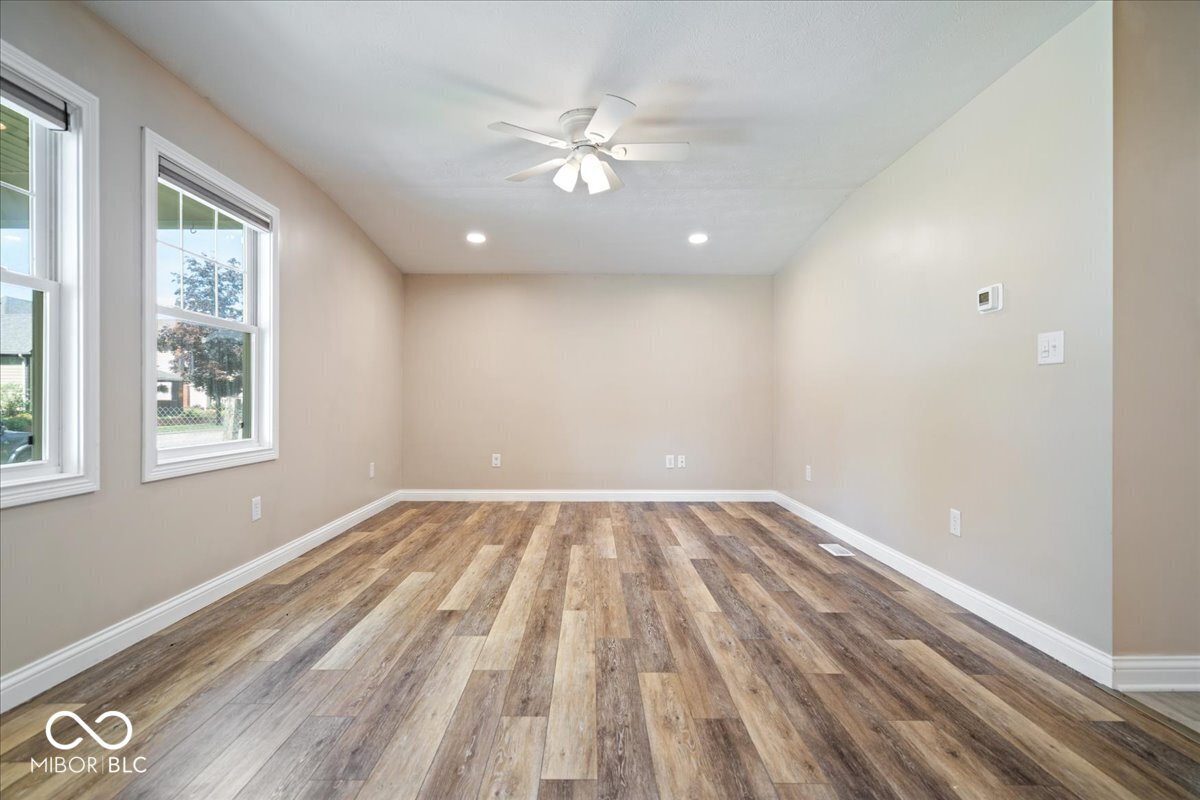 898 S 9th Street, Noblesville, IN, 46060 photo 5 of 34