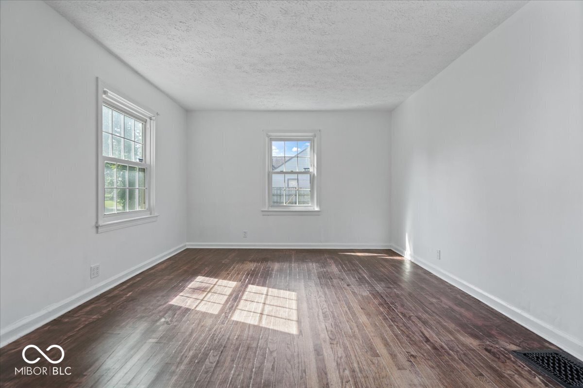 48 Rosemere Avenue, Indianapolis, IN, 46229 photo 5 of 33