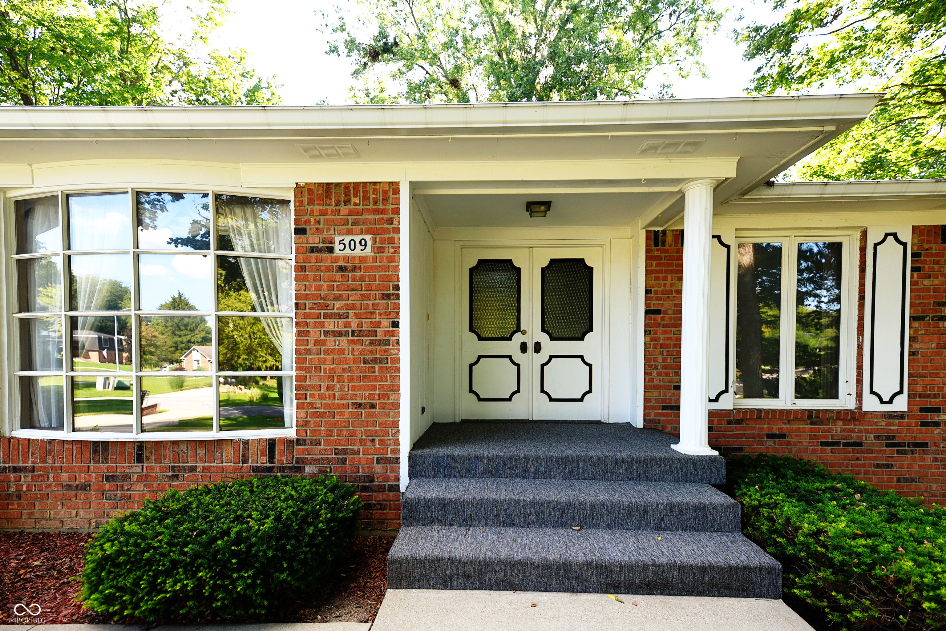 509 Oak Boulevard West Drive, Greenfield, IN, 46140 photo 5 of 45