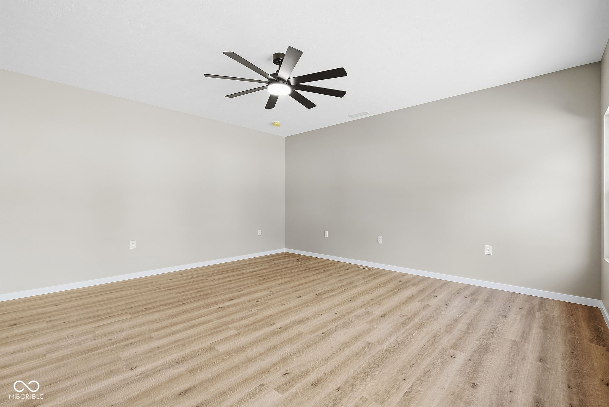 404 N Leavitt Street, Brazil, IN, 47834 photo 5 of 37