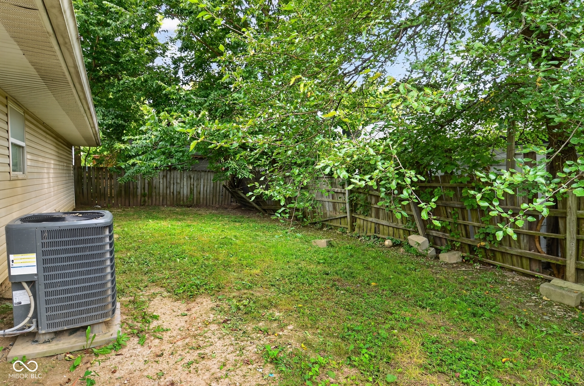4420 Burrwood Drive, Indianapolis, IN, 46235 photo 5 of 16