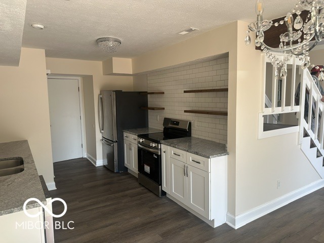 4770 Pennington, Indianapolis, IN, 46254 photo 5 of 11