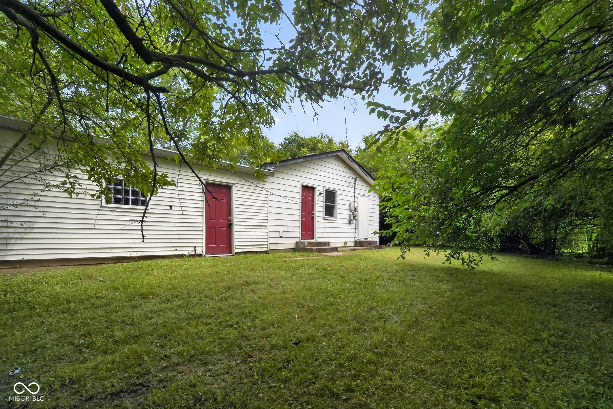 4140 Mellis Drive, Indianapolis, IN, 46235 photo 5 of 30