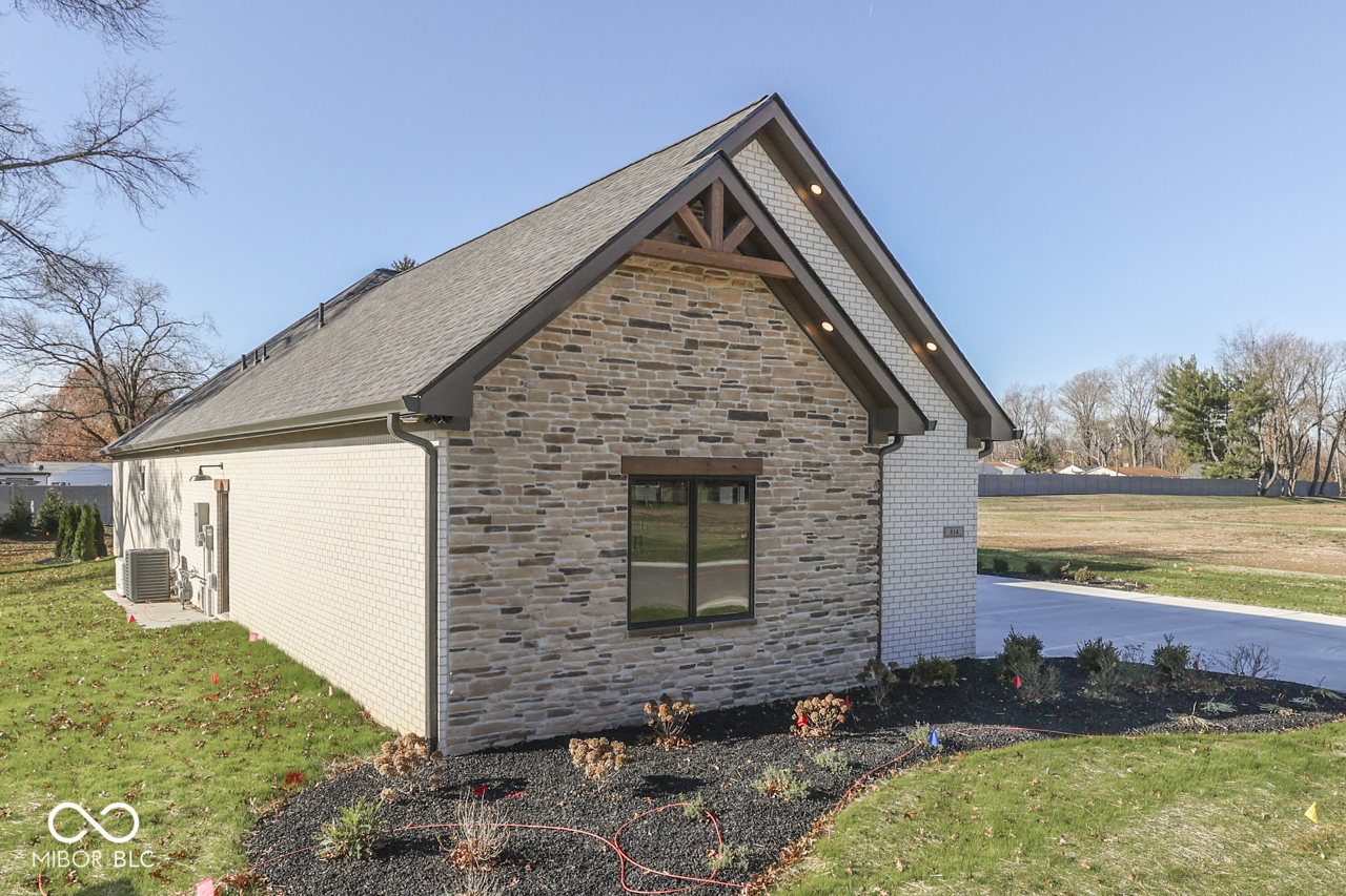 1653 Mill Pond Lane, Franklin, IN, 46131 photo 5 of 59