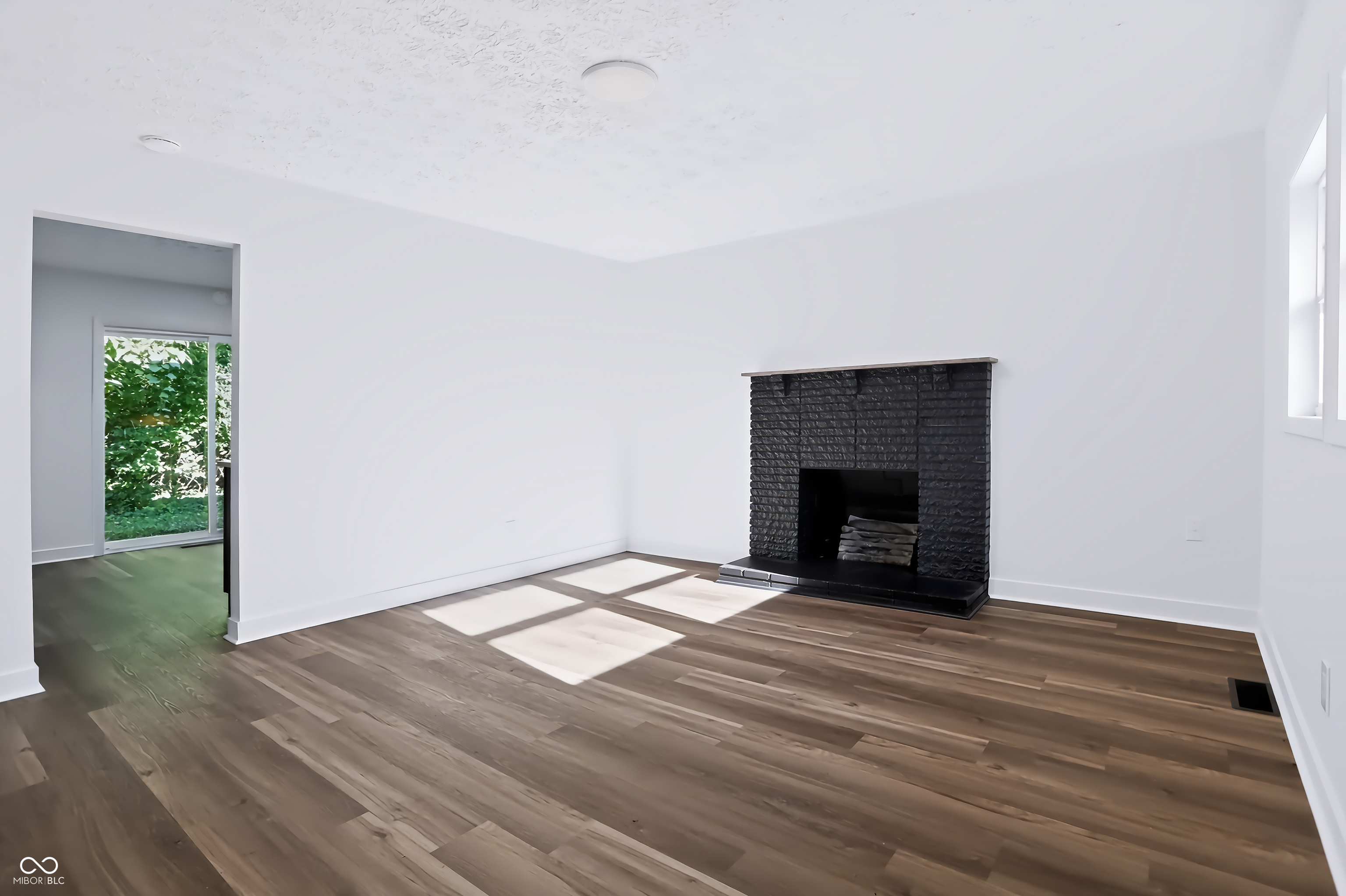 6702 E Pleasant Run Parkway, Indianapolis, IN, 46219 photo 5 of 26