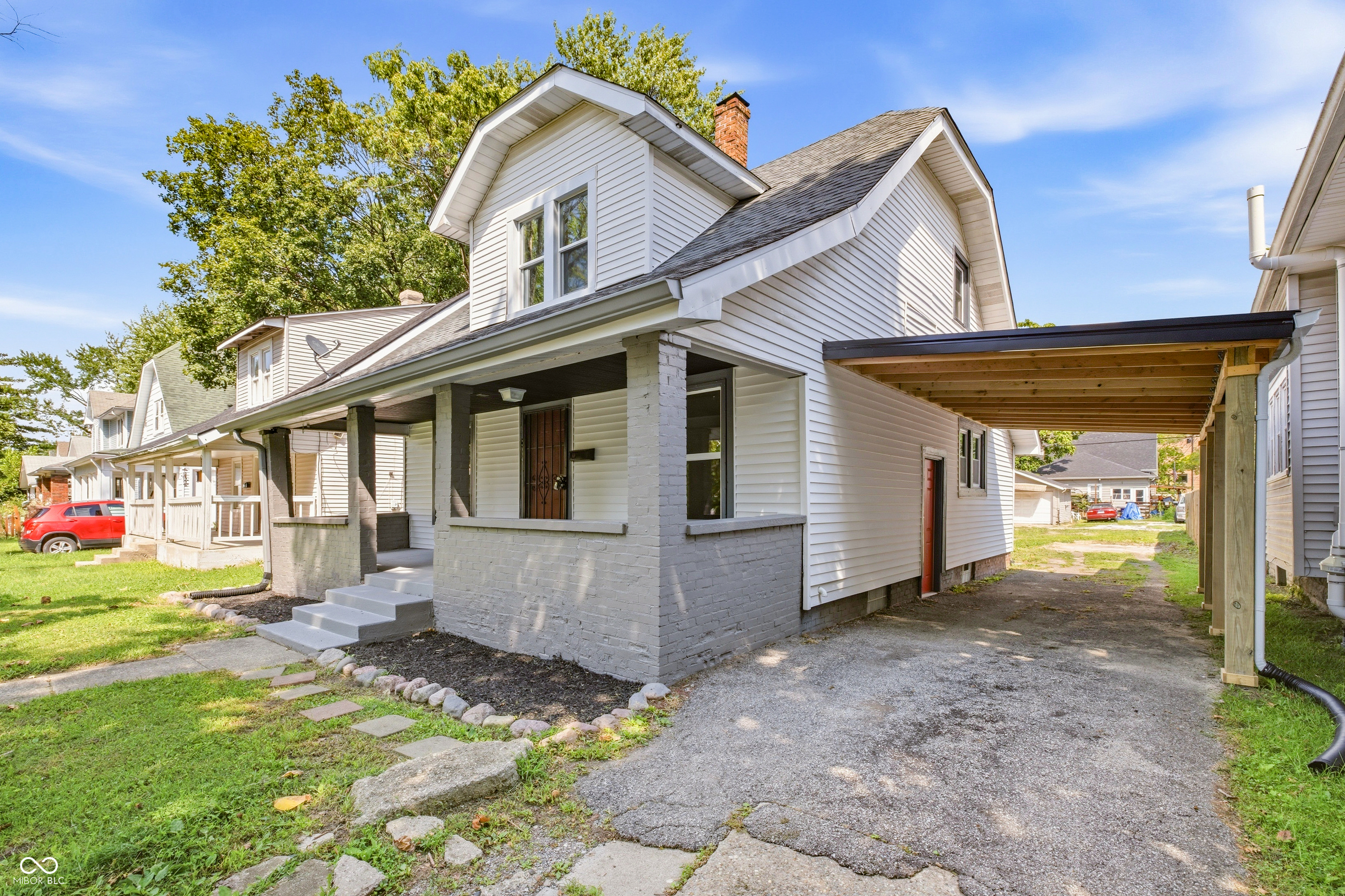 339 N Euclid Avenue, Indianapolis, IN, 46201 photo 5 of 40