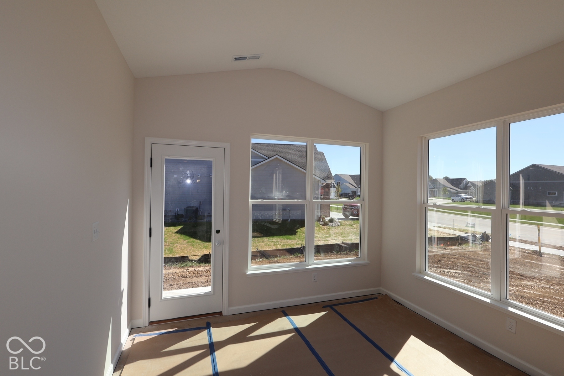 5043 Carmine Street, Brownsburg, IN, 46112 photo 5 of 17