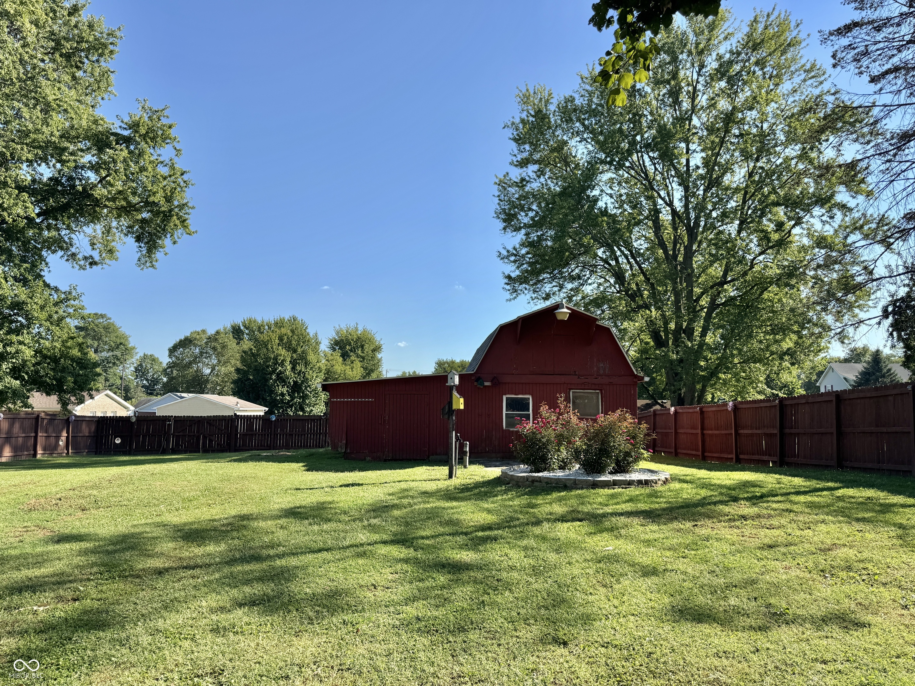 179 Cross, Clayton, IN, 46118 photo 5 of 30