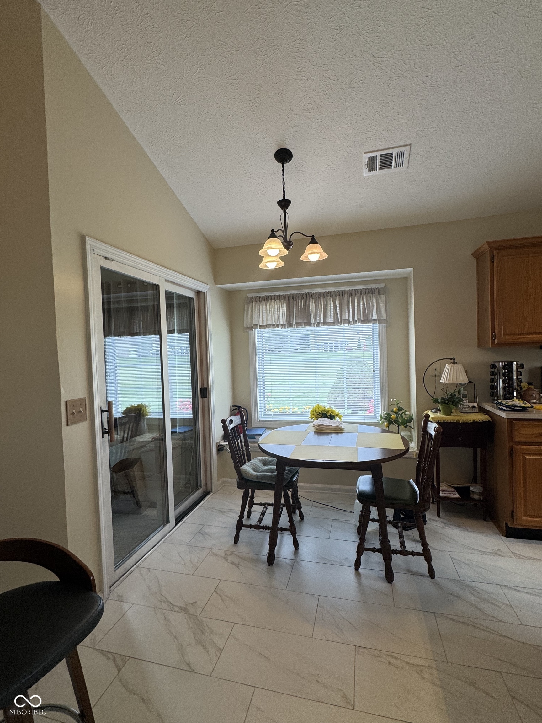 17784 Bentgrass Drive, Noblesville, IN, 46062 photo 5 of 25