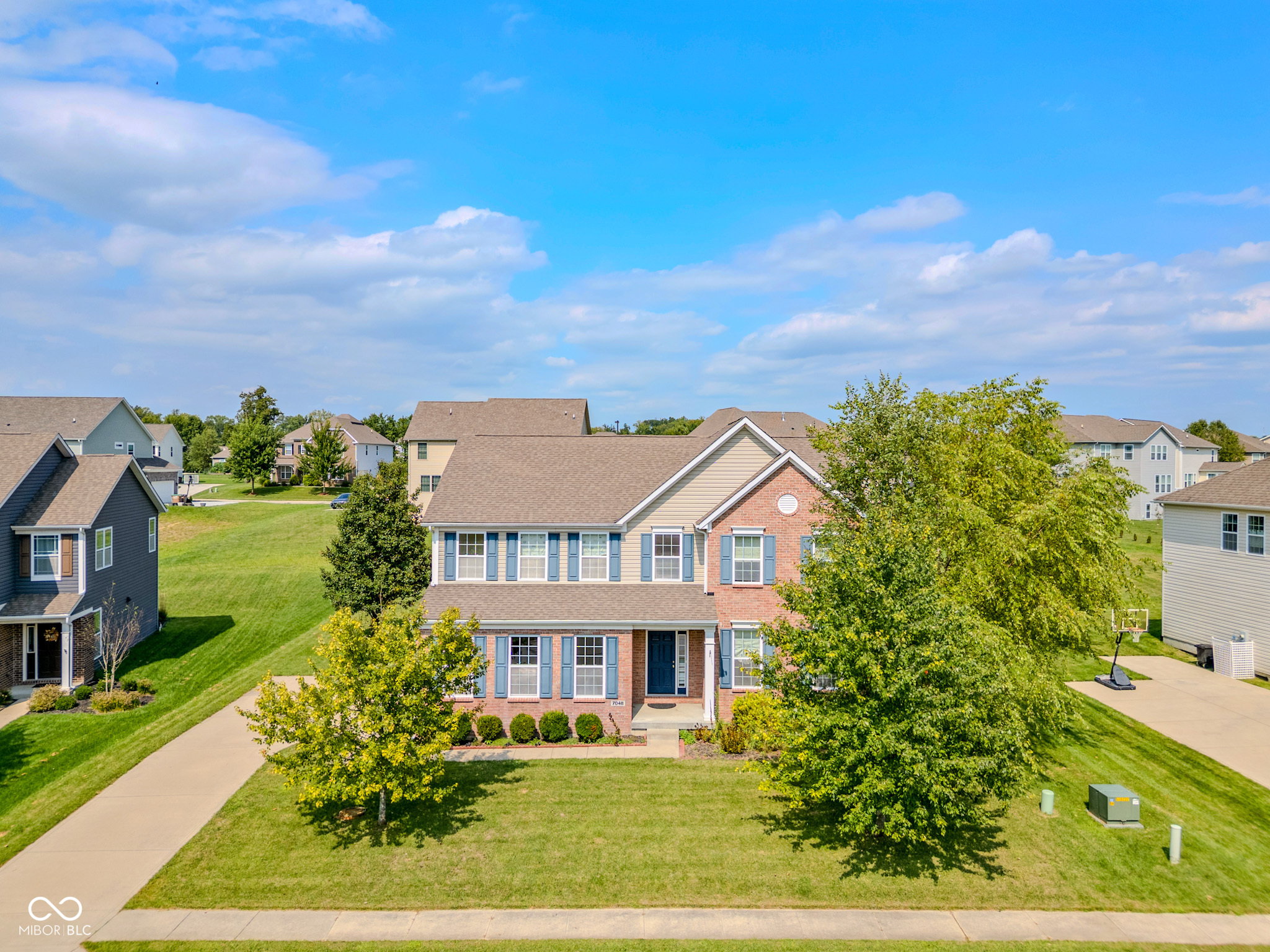 7048 Stoney Ridge Drive, Columbus, IN, 47201 photo 5 of 52