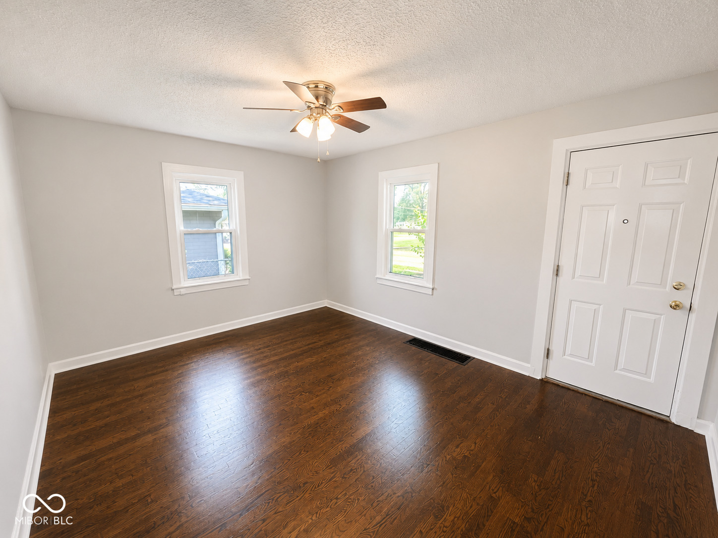 304 W 34th Street, Anderson, IN, 46013 photo 5 of 25
